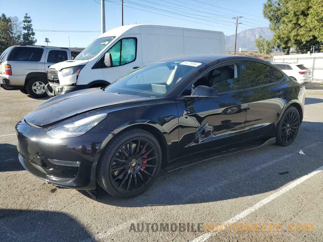 5YJ3E1EB8KF438333 TESLA MODEL 3 2019