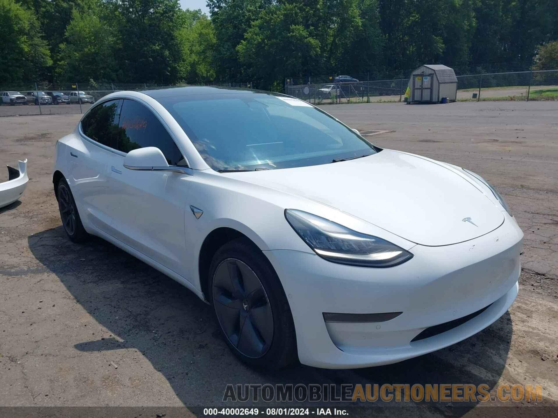 5YJ3E1EB8KF442320 TESLA MODEL 3 2019