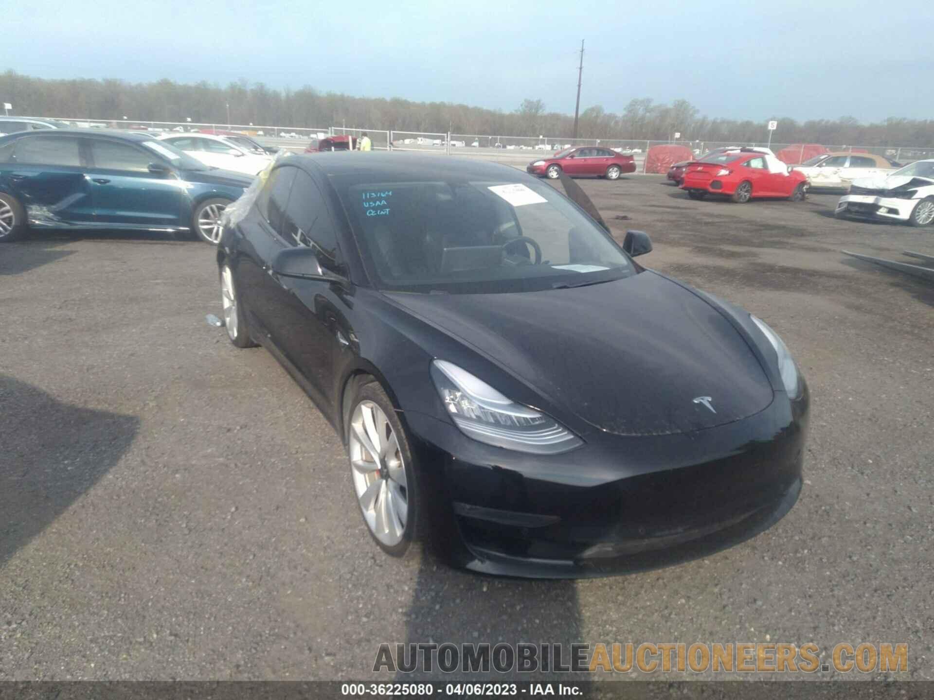 5YJ3E1EB8KF447632 TESLA MODEL 3 2019