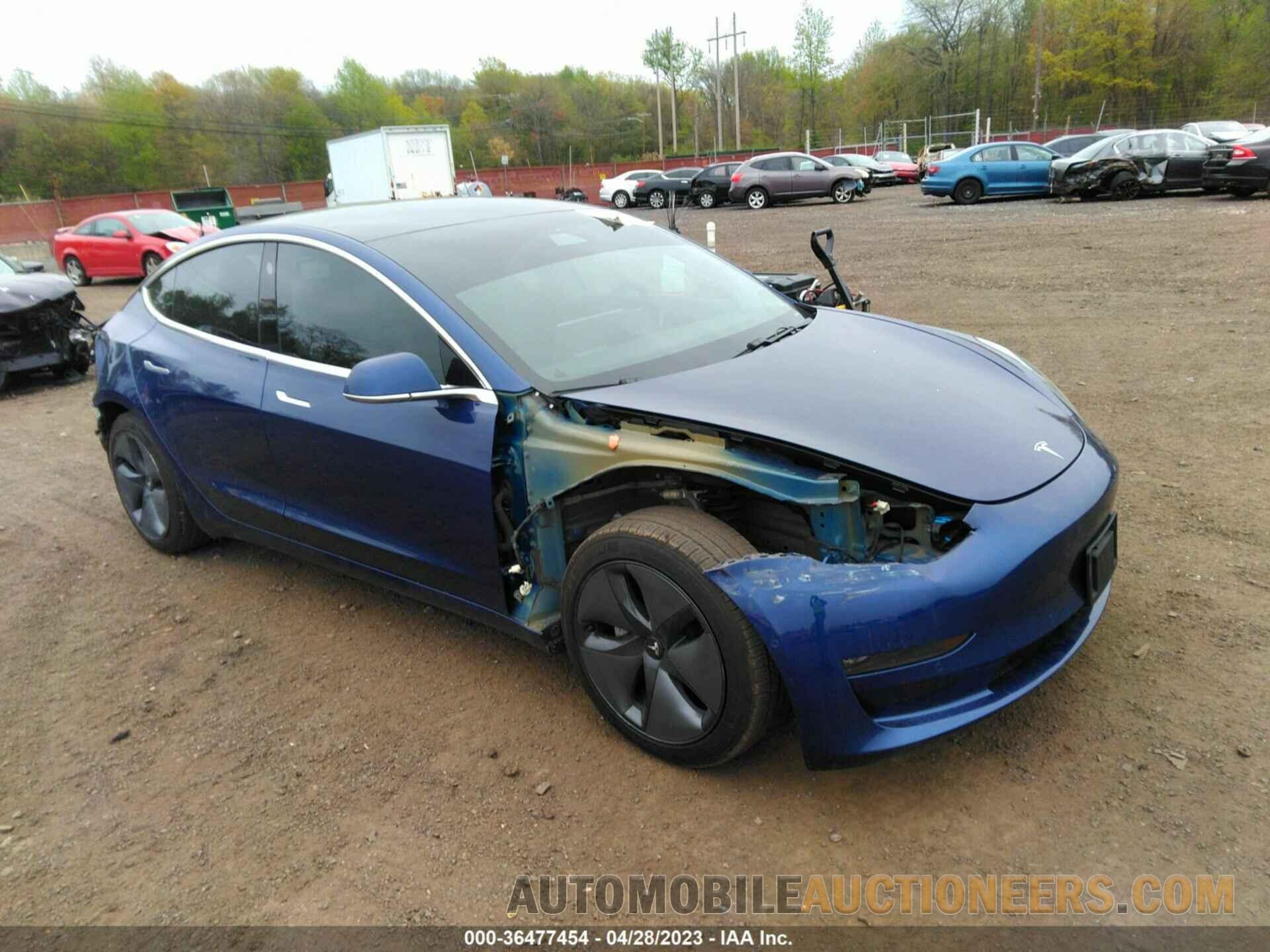 5YJ3E1EB8KF453172 TESLA MODEL 3 2019