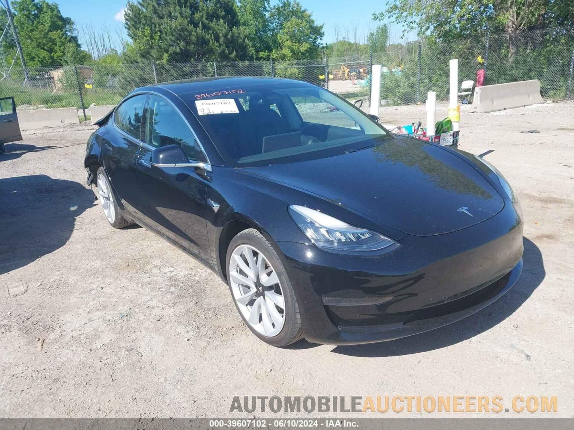 5YJ3E1EB8KF453401 TESLA MODEL 3 2019