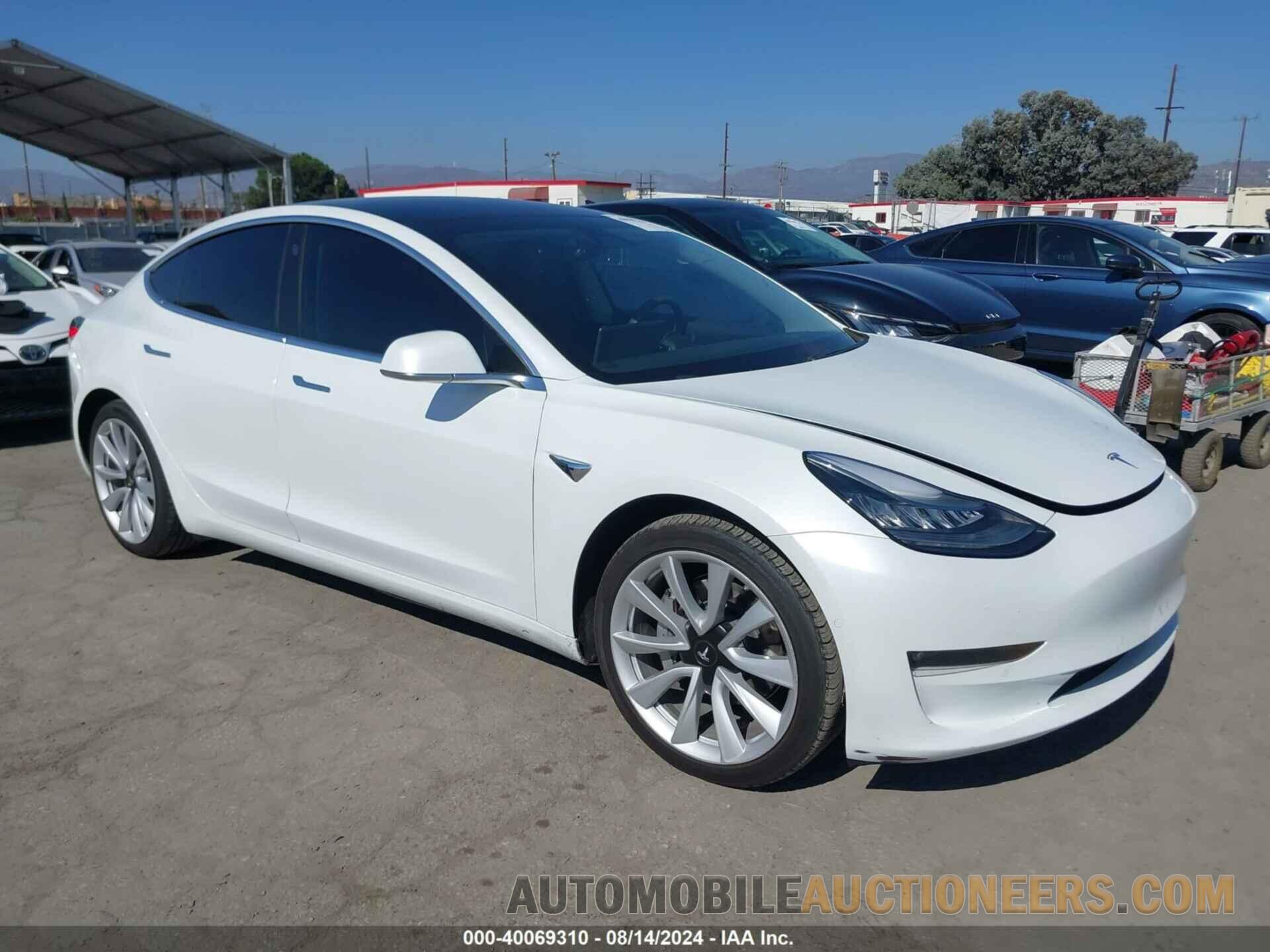 5YJ3E1EB8KF469341 TESLA MODEL 3 2019