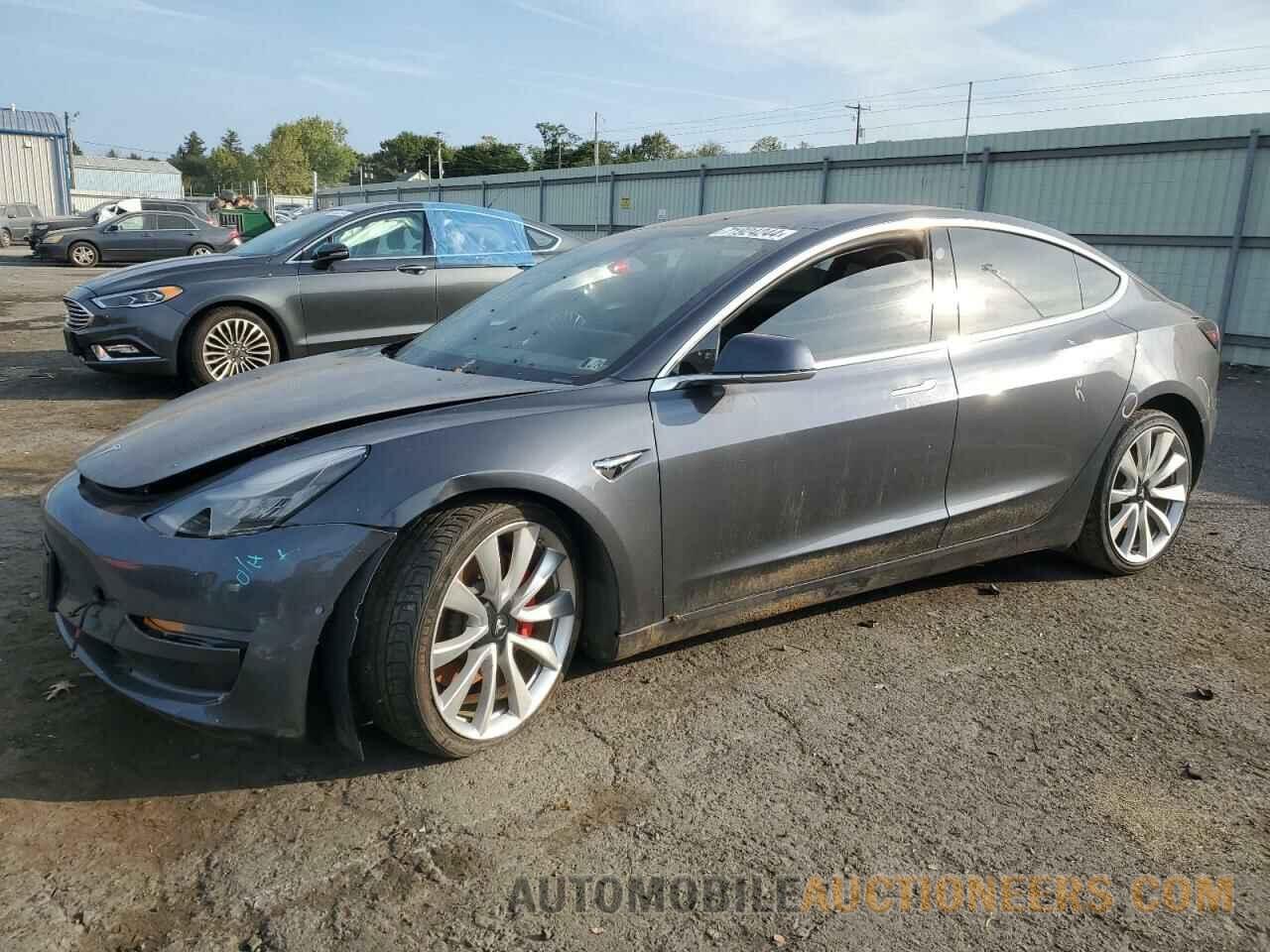 5YJ3E1EB8KF469646 TESLA MODEL 3 2019