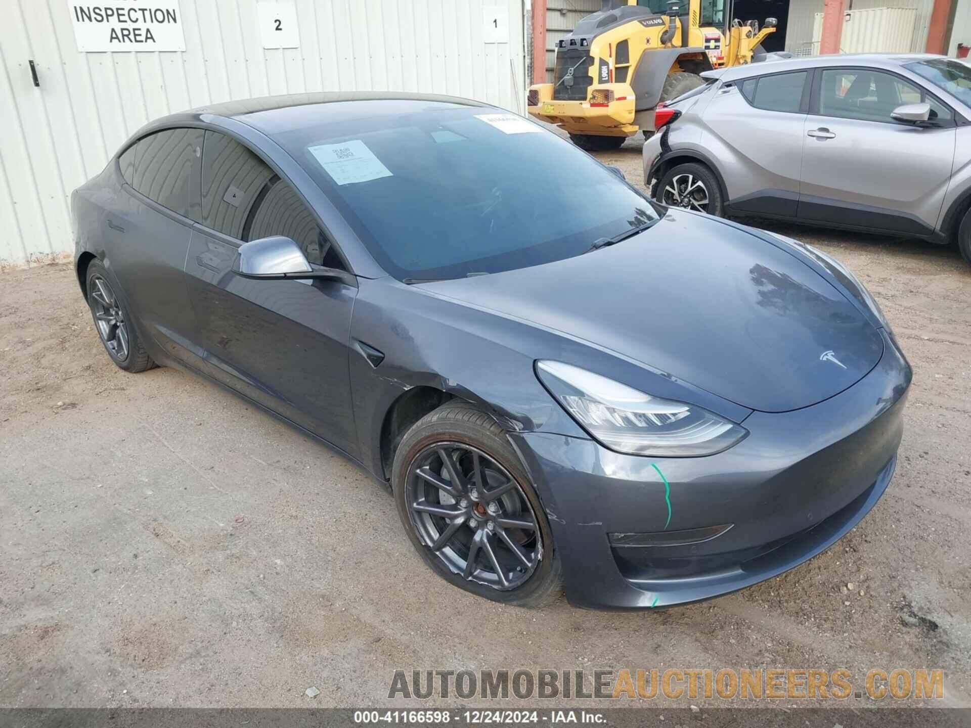 5YJ3E1EB8KF492926 TESLA MODEL 3 2019