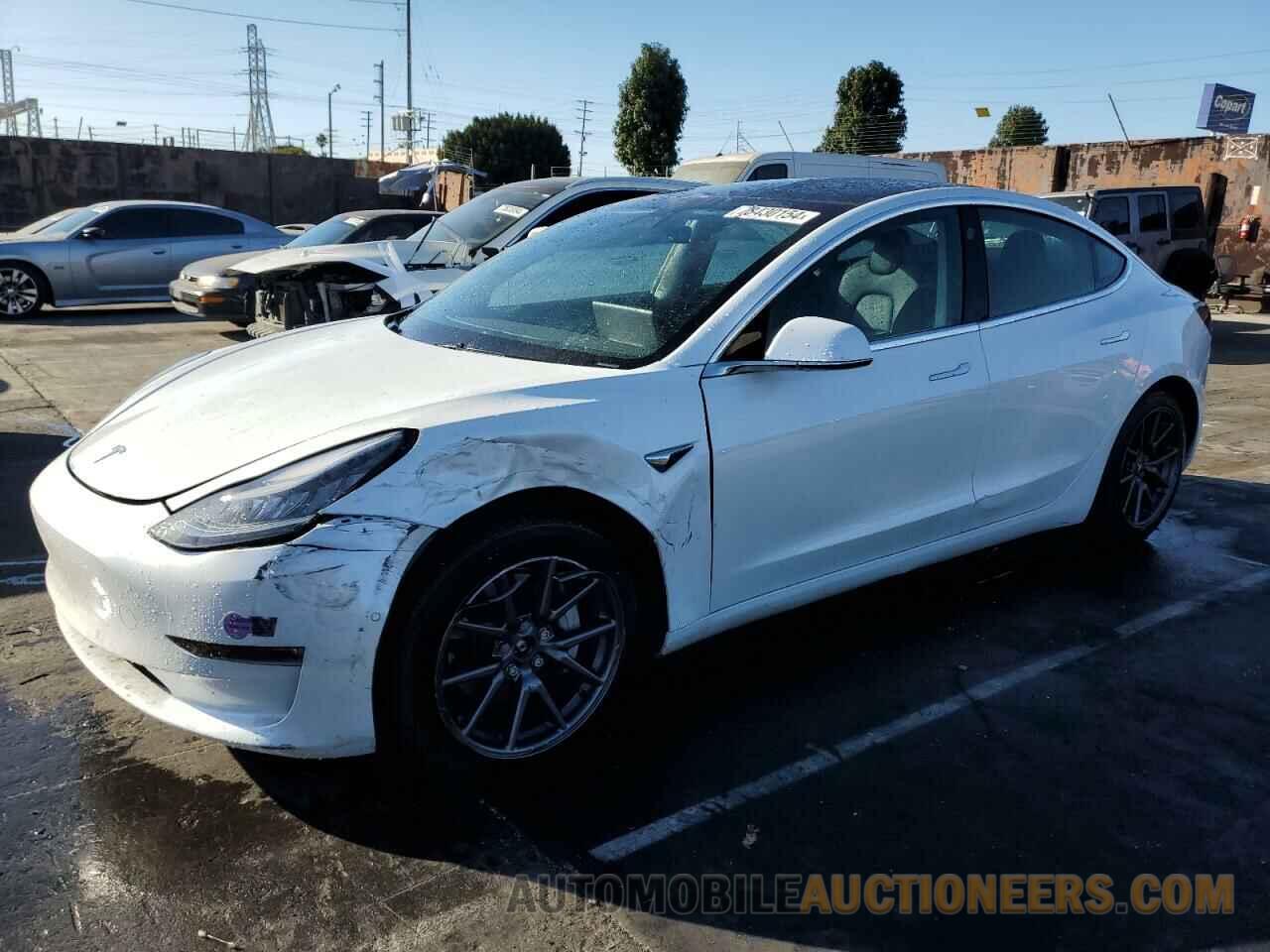 5YJ3E1EB8KF511135 TESLA MODEL 3 2019