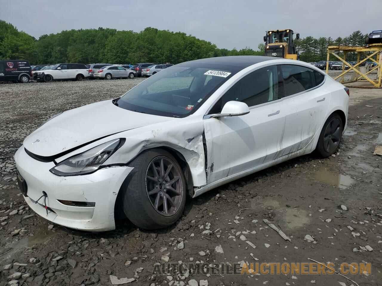 5YJ3E1EB8KF511569 TESLA MODEL 3 2019