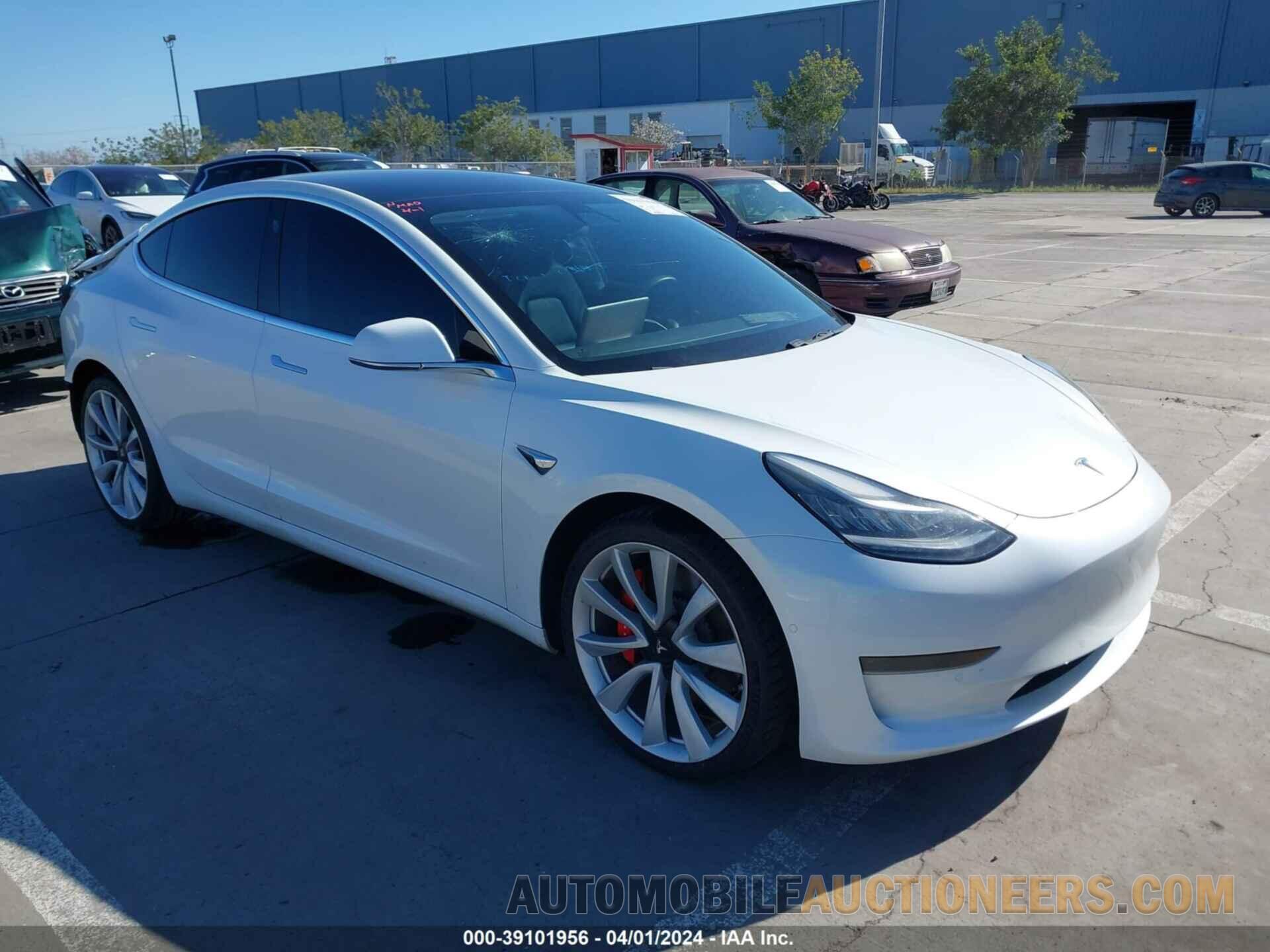 5YJ3E1EB8KF514133 TESLA MODEL 3 2019