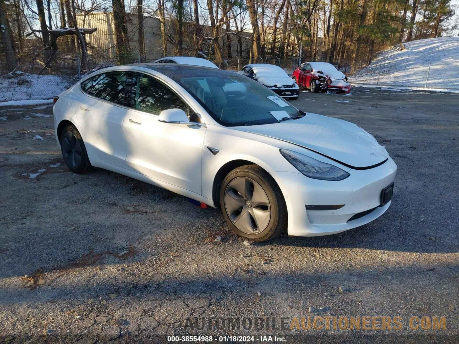 5YJ3E1EB8KF515699 TESLA MODEL 3 2019