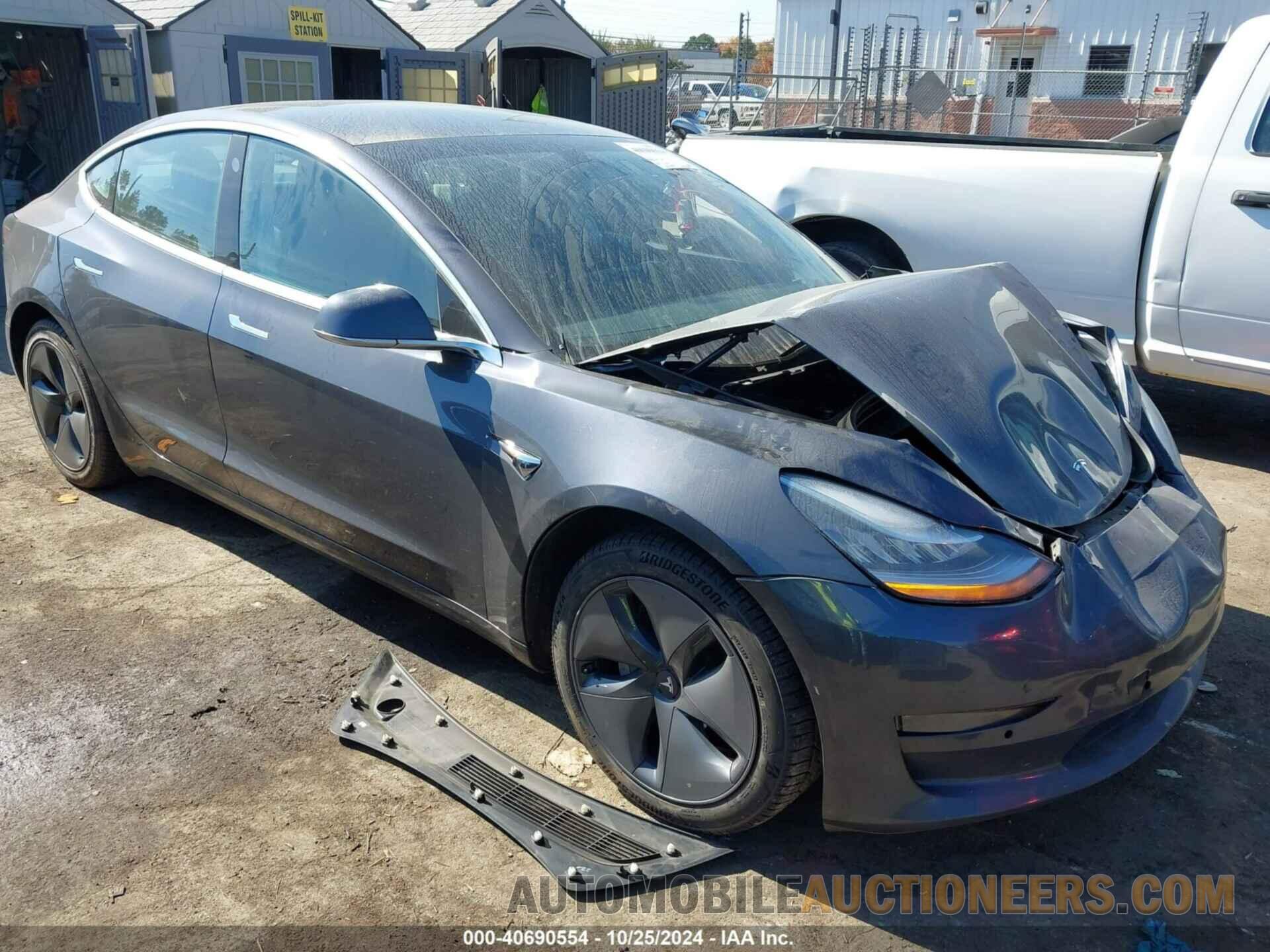 5YJ3E1EB8KF520756 TESLA MODEL 3 2019