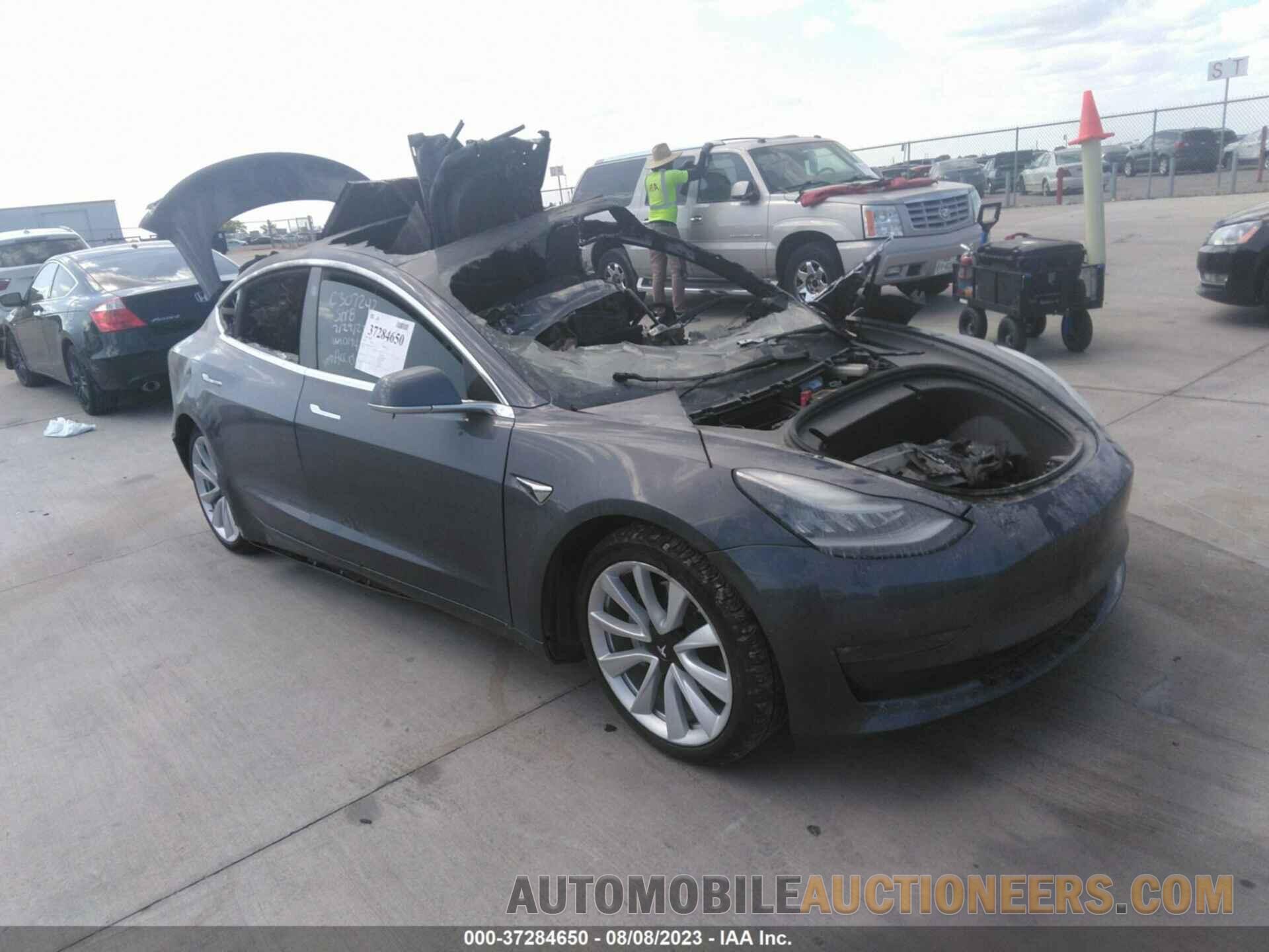 5YJ3E1EB8LF620194 TESLA MODEL 3 2020