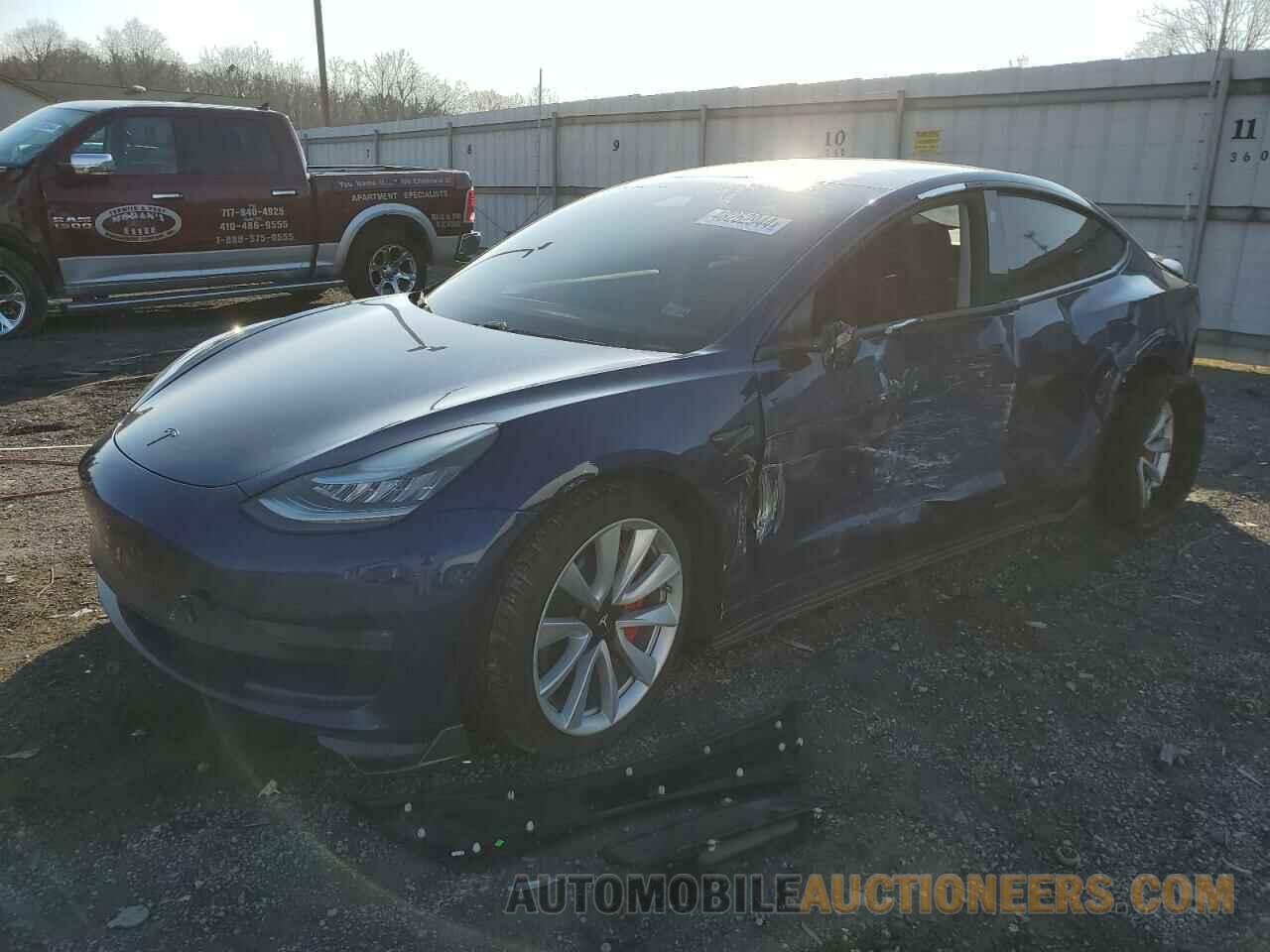 5YJ3E1EB8LF712275 TESLA MODEL 3 2020