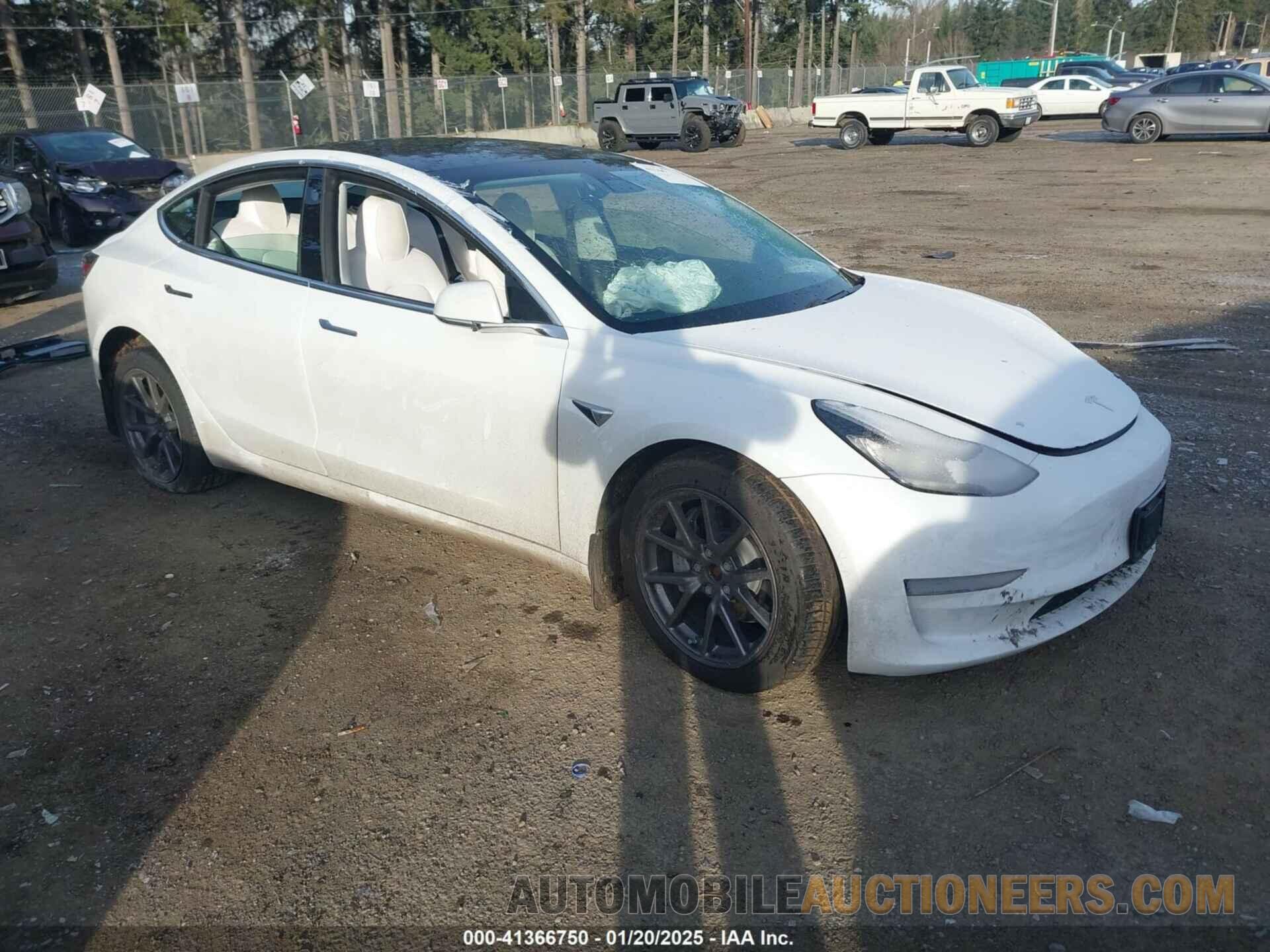 5YJ3E1EB8LF795920 TESLA MODEL 3 2020