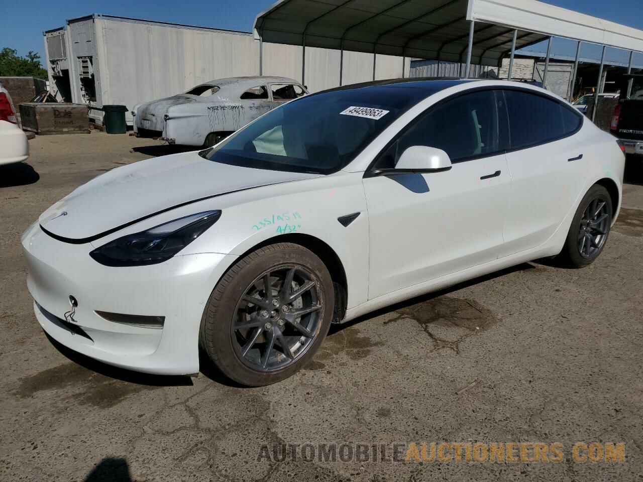 5YJ3E1EB8MF003962 TESLA MODEL 3 2021