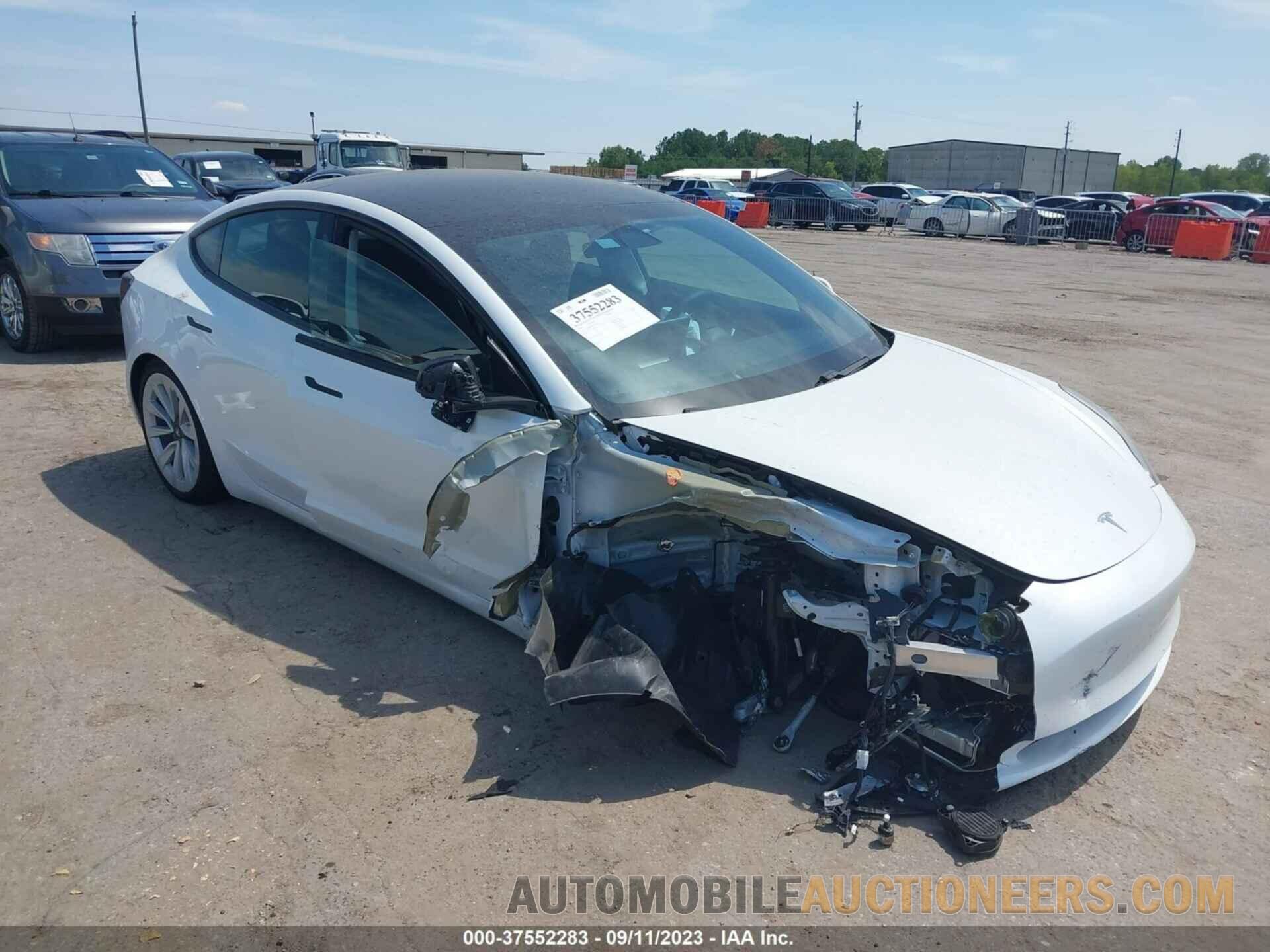 5YJ3E1EB8MF044382 TESLA MODEL 3 2021