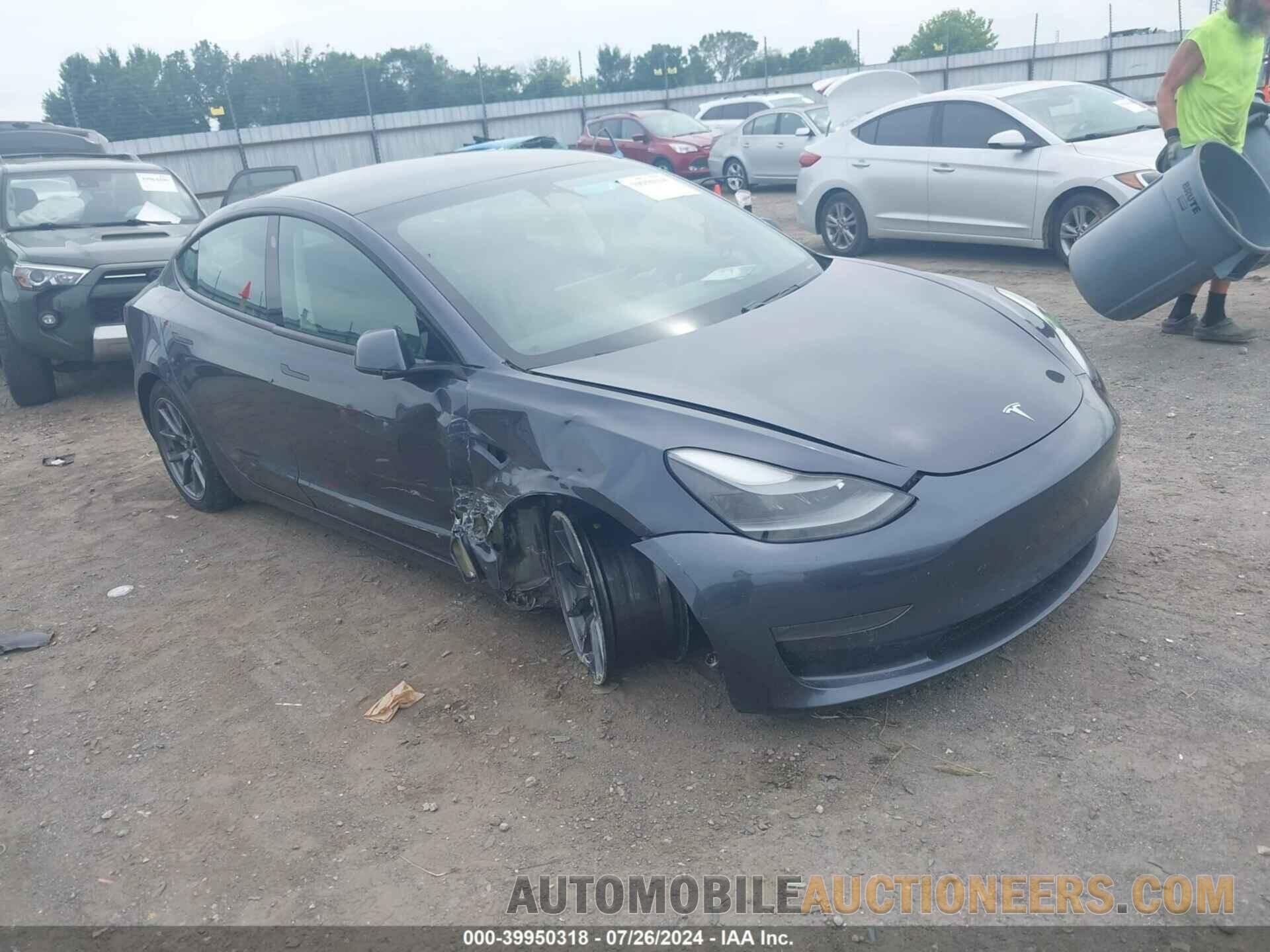 5YJ3E1EB8MF044706 TESLA MODEL 3 2021