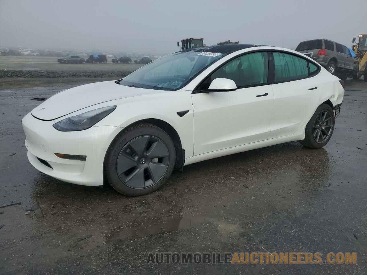 5YJ3E1EB8MF046827 TESLA MODEL 3 2021