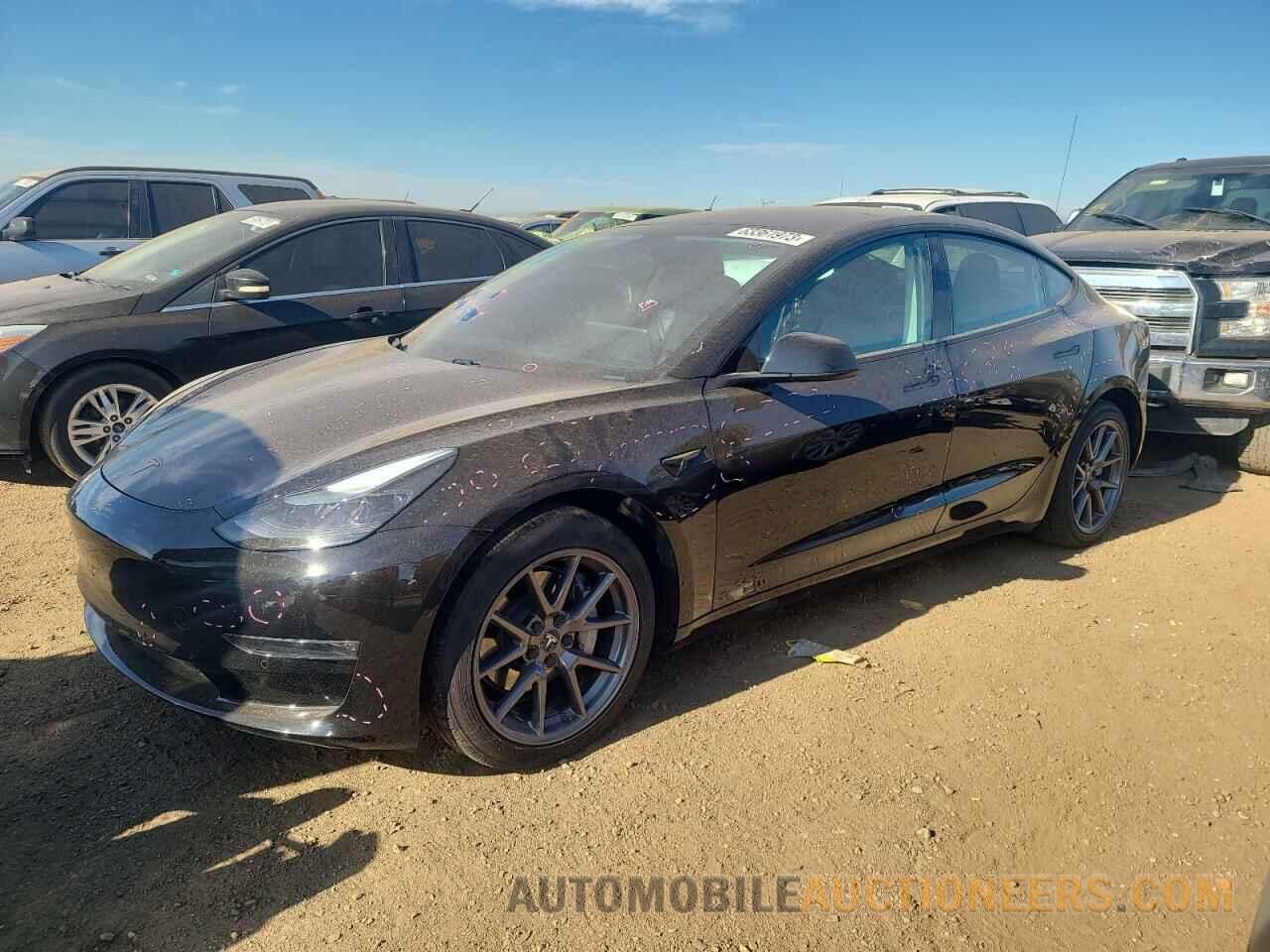 5YJ3E1EB8MF050635 TESLA MODEL 3 2021