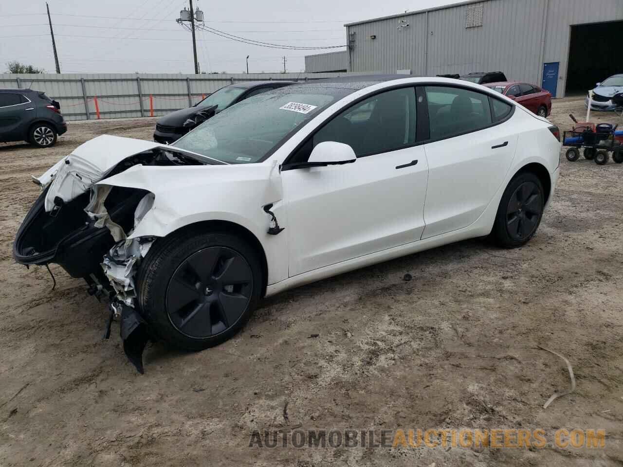 5YJ3E1EB8MF061795 TESLA MODEL 3 2021