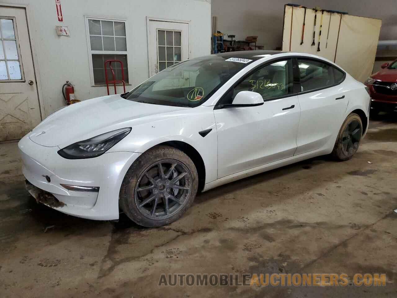 5YJ3E1EB8MF860170 TESLA MODEL 3 2021