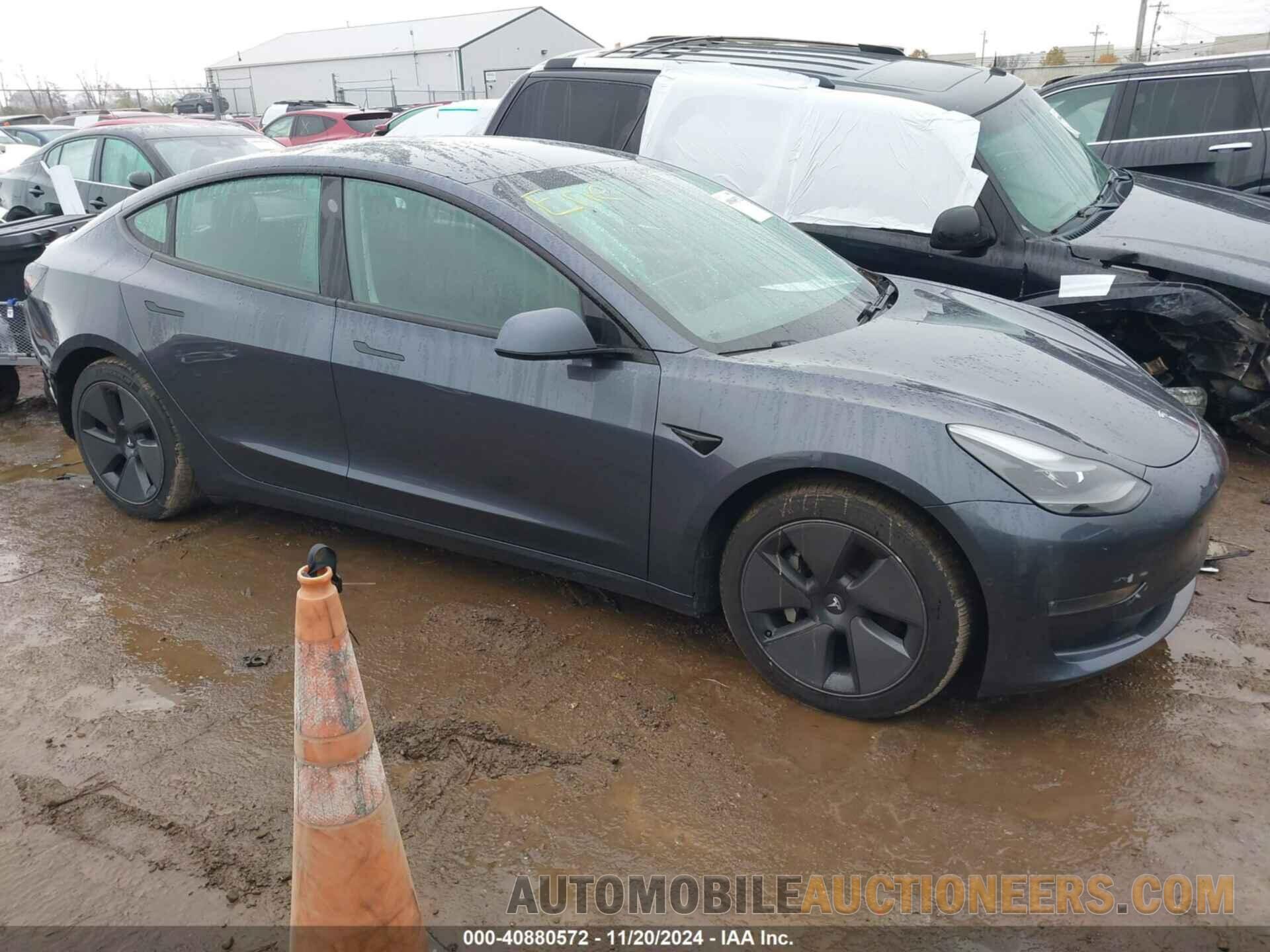 5YJ3E1EB8MF914986 TESLA MODEL 3 2021