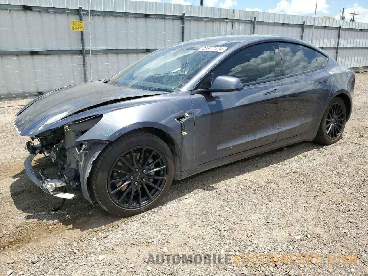 5YJ3E1EB8MF927950 TESLA MODEL 3 2021