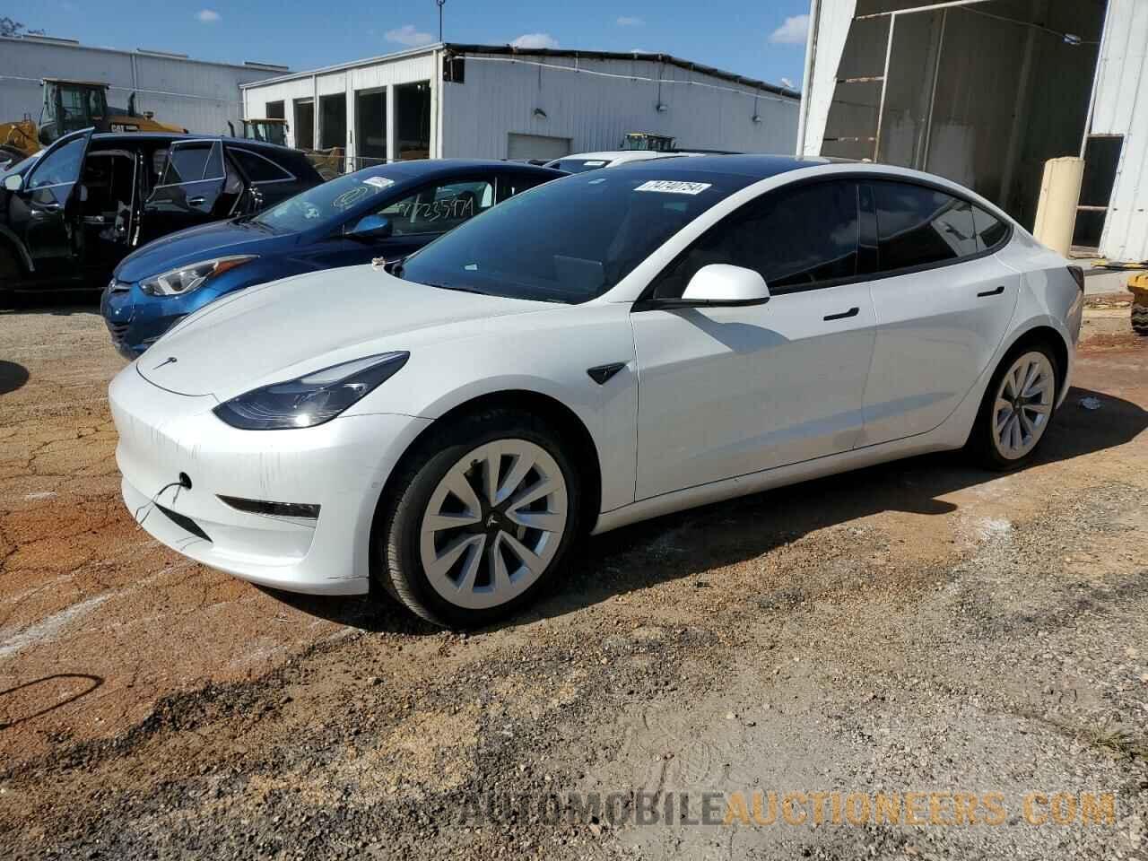 5YJ3E1EB8NF109684 TESLA MODEL 3 2022