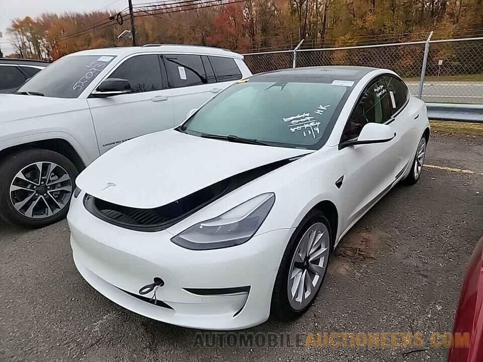 5YJ3E1EB8NF143320 Tesla Model 3 2022
