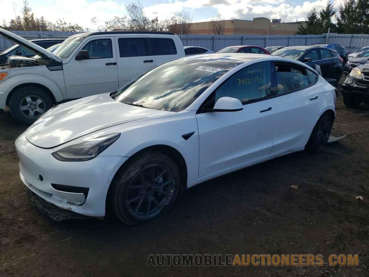 5YJ3E1EB8NF155595 TESLA MODEL 3 2022