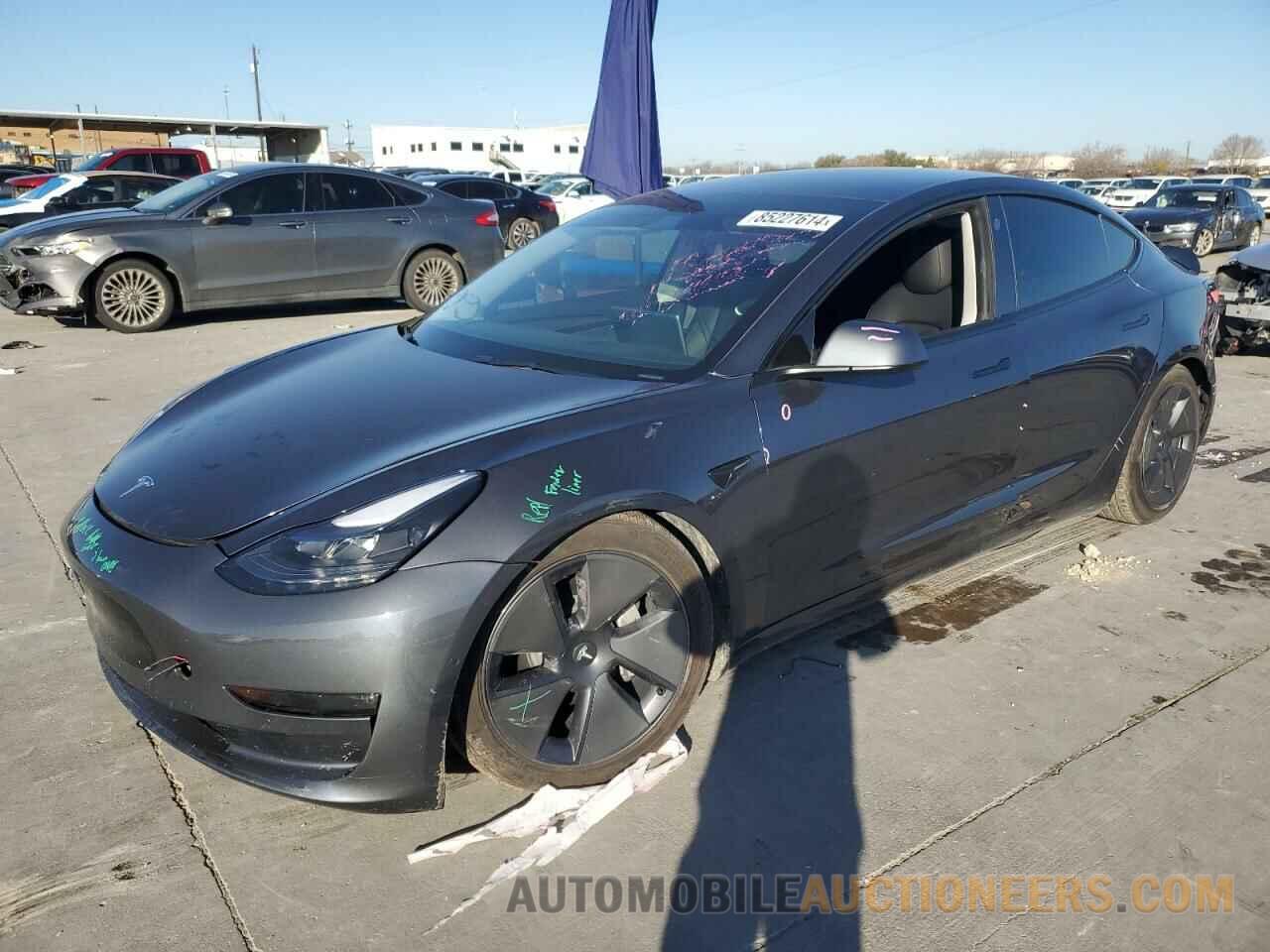 5YJ3E1EB8NF157122 TESLA MODEL 3 2022