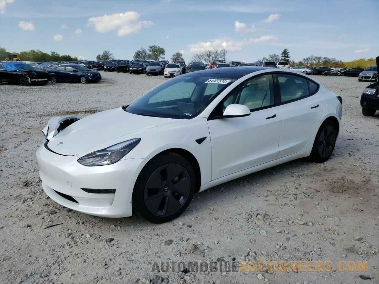 5YJ3E1EB8NF182098 TESLA MODEL 3 2022