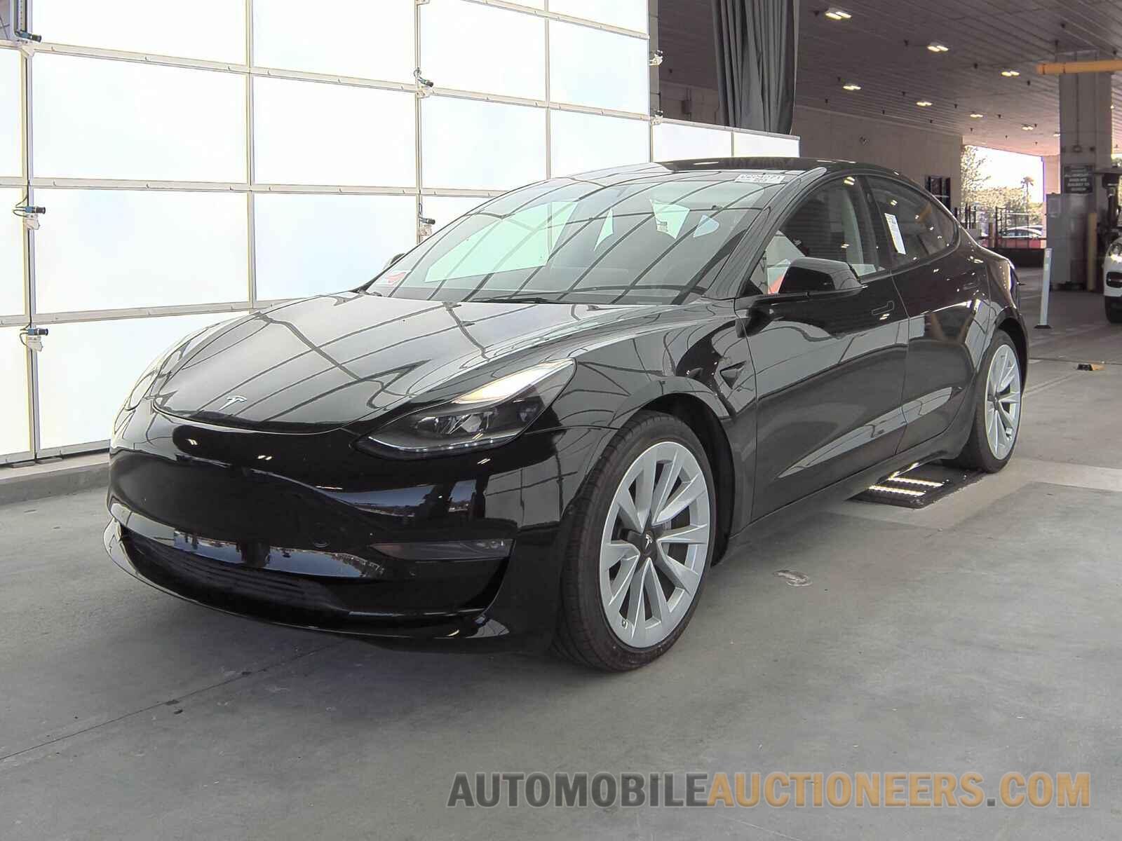 5YJ3E1EB8NF186023 Tesla Model 3 2022