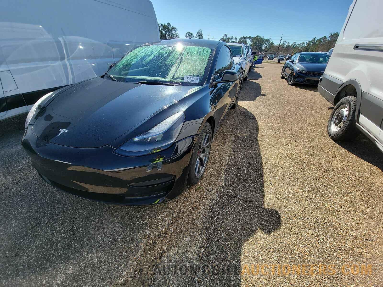 5YJ3E1EB8NF188550 Tesla Model 3 2022