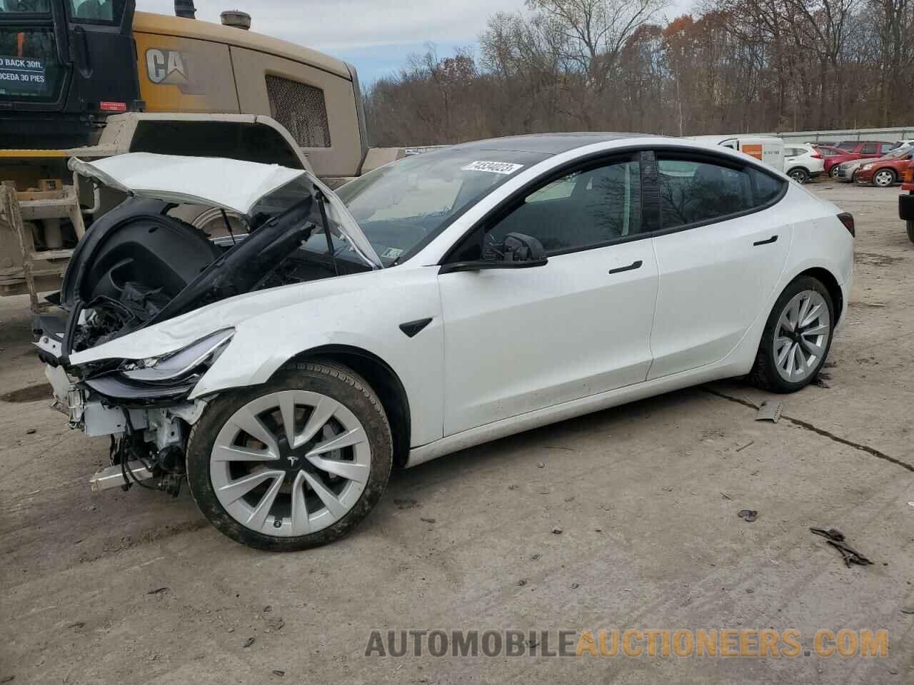 5YJ3E1EB8NF210983 TESLA MODEL 3 2022