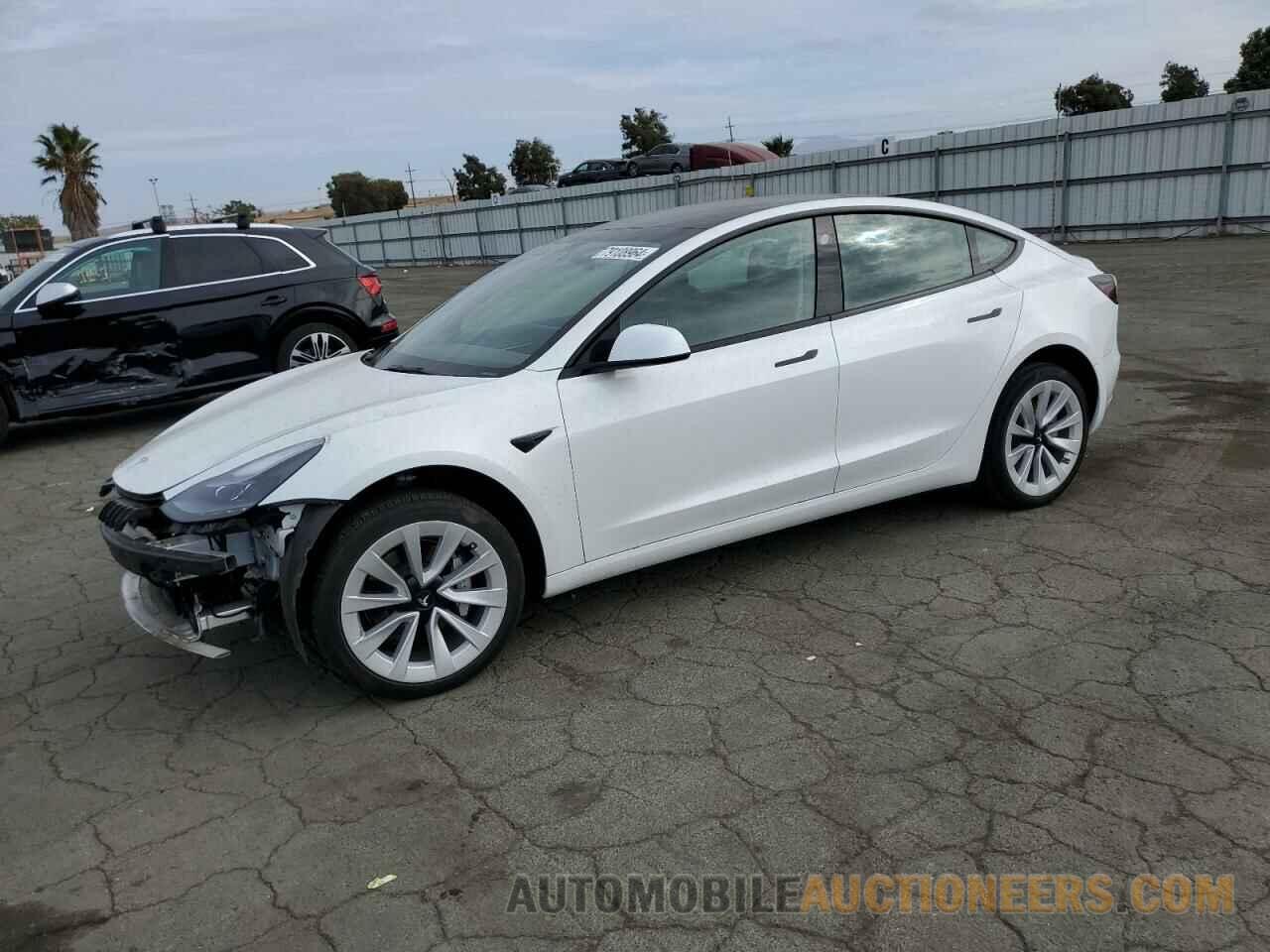 5YJ3E1EB8NF233891 TESLA MODEL 3 2022