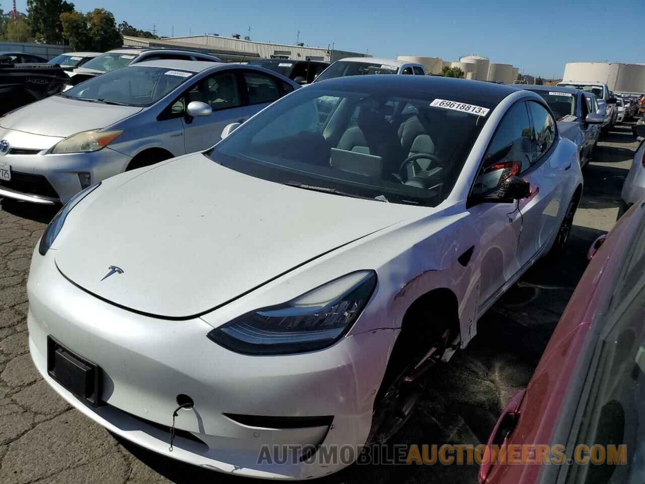 5YJ3E1EB8NF242140 TESLA MODEL 3 2022