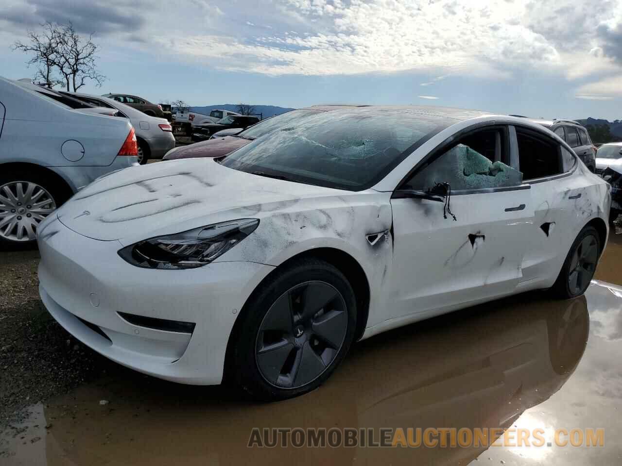 5YJ3E1EB8NF242994 TESLA MODEL 3 2022