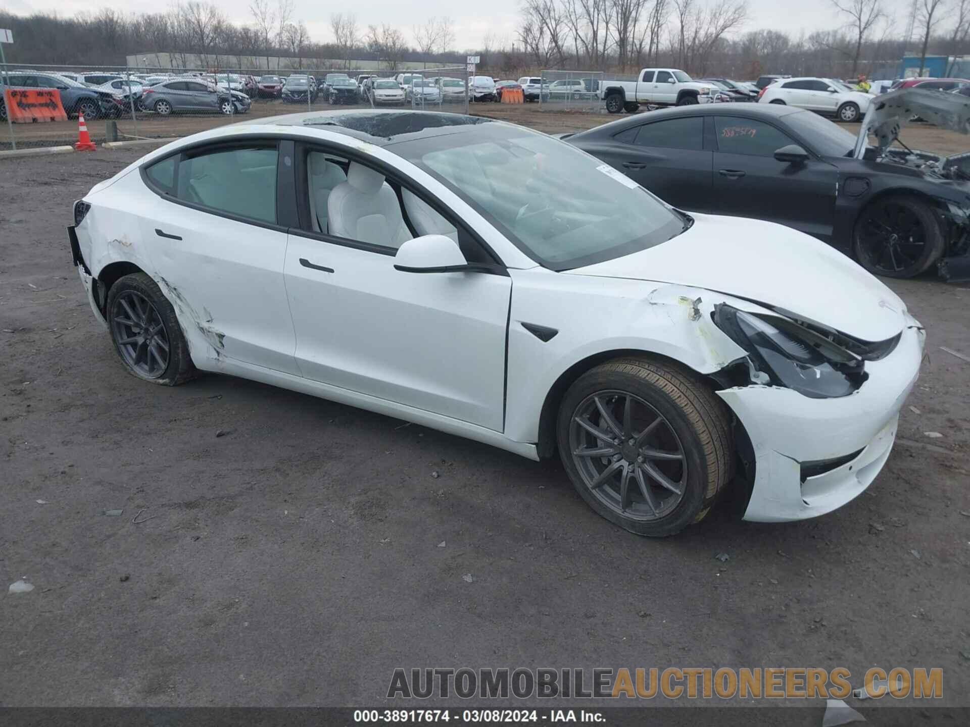 5YJ3E1EB8NF249265 TESLA MODEL 3 2022