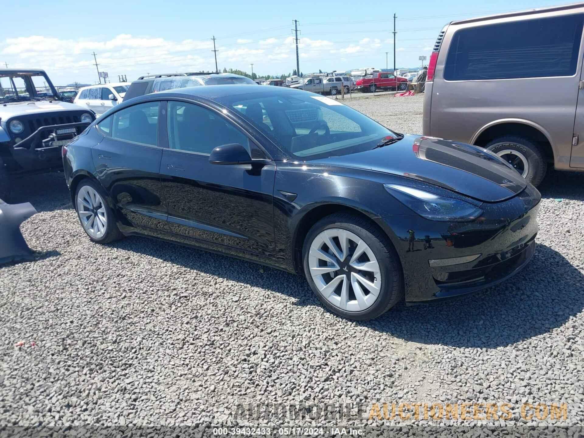 5YJ3E1EB8NF264008 TESLA MODEL 3 2022