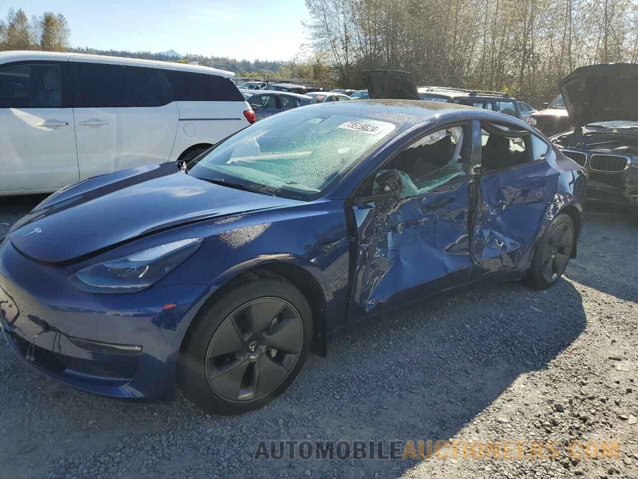 5YJ3E1EB8NF273601 TESLA MODEL 3 2022