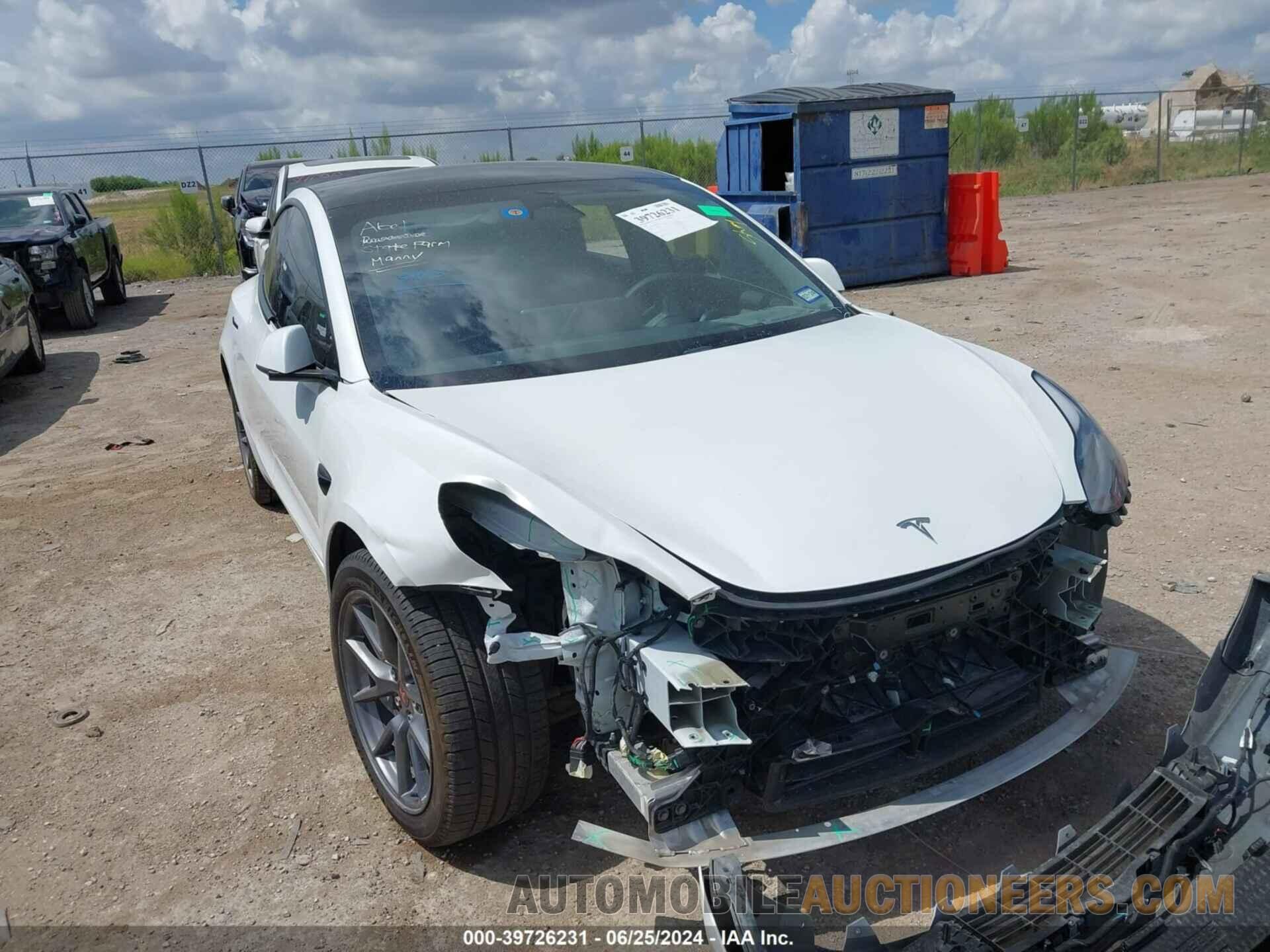 5YJ3E1EB8NF274490 TESLA MODEL 3 2022