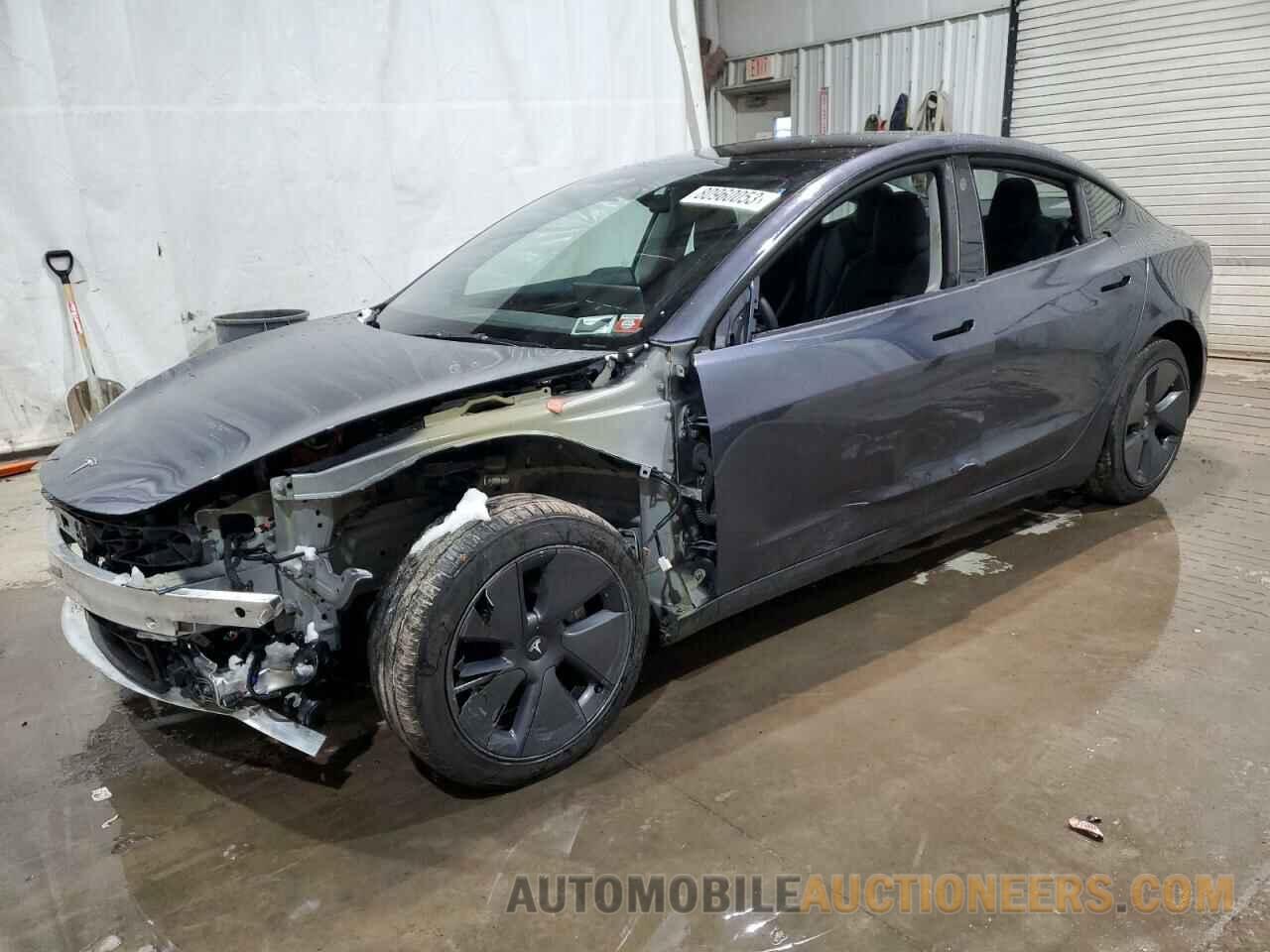 5YJ3E1EB8NF277860 TESLA MODEL 3 2022