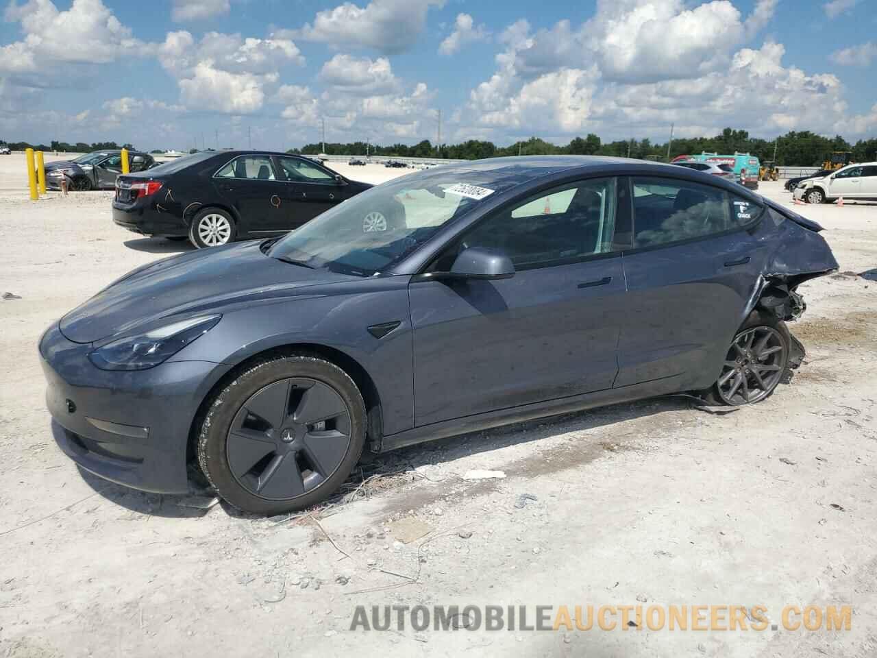 5YJ3E1EB8NF289460 TESLA MODEL 3 2022