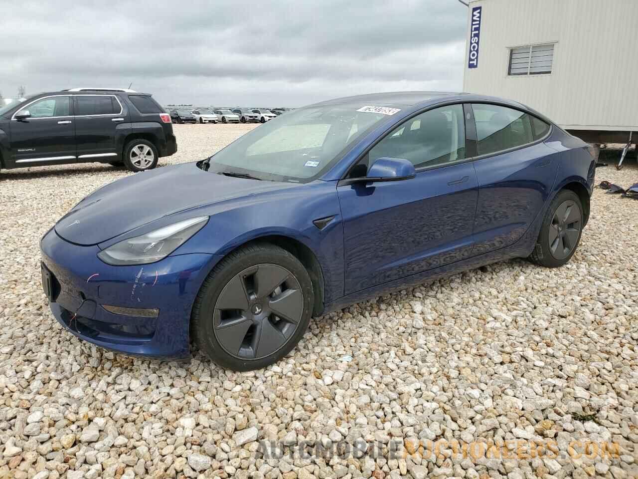 5YJ3E1EB8NF291239 TESLA MODEL 3 2022