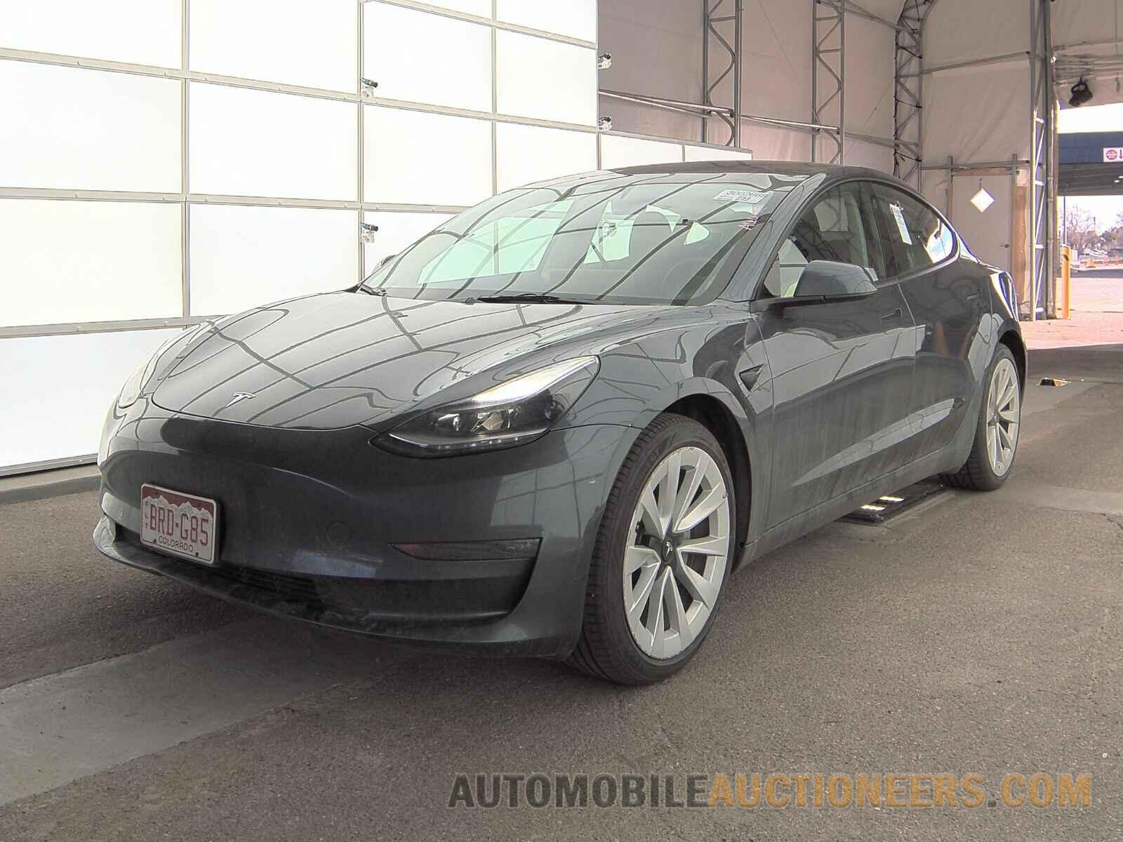 5YJ3E1EB8NF304913 Tesla Model 3 2022