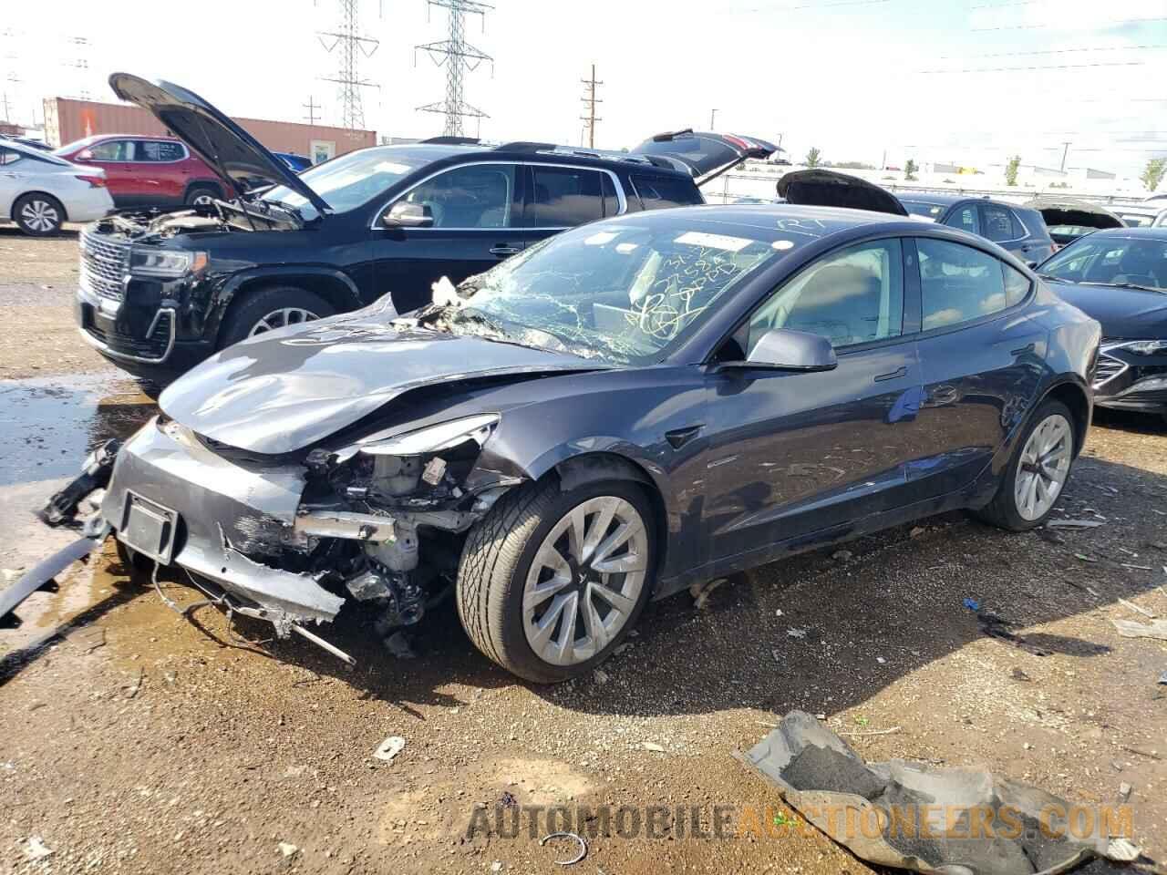 5YJ3E1EB8NF305107 TESLA MODEL 3 2022