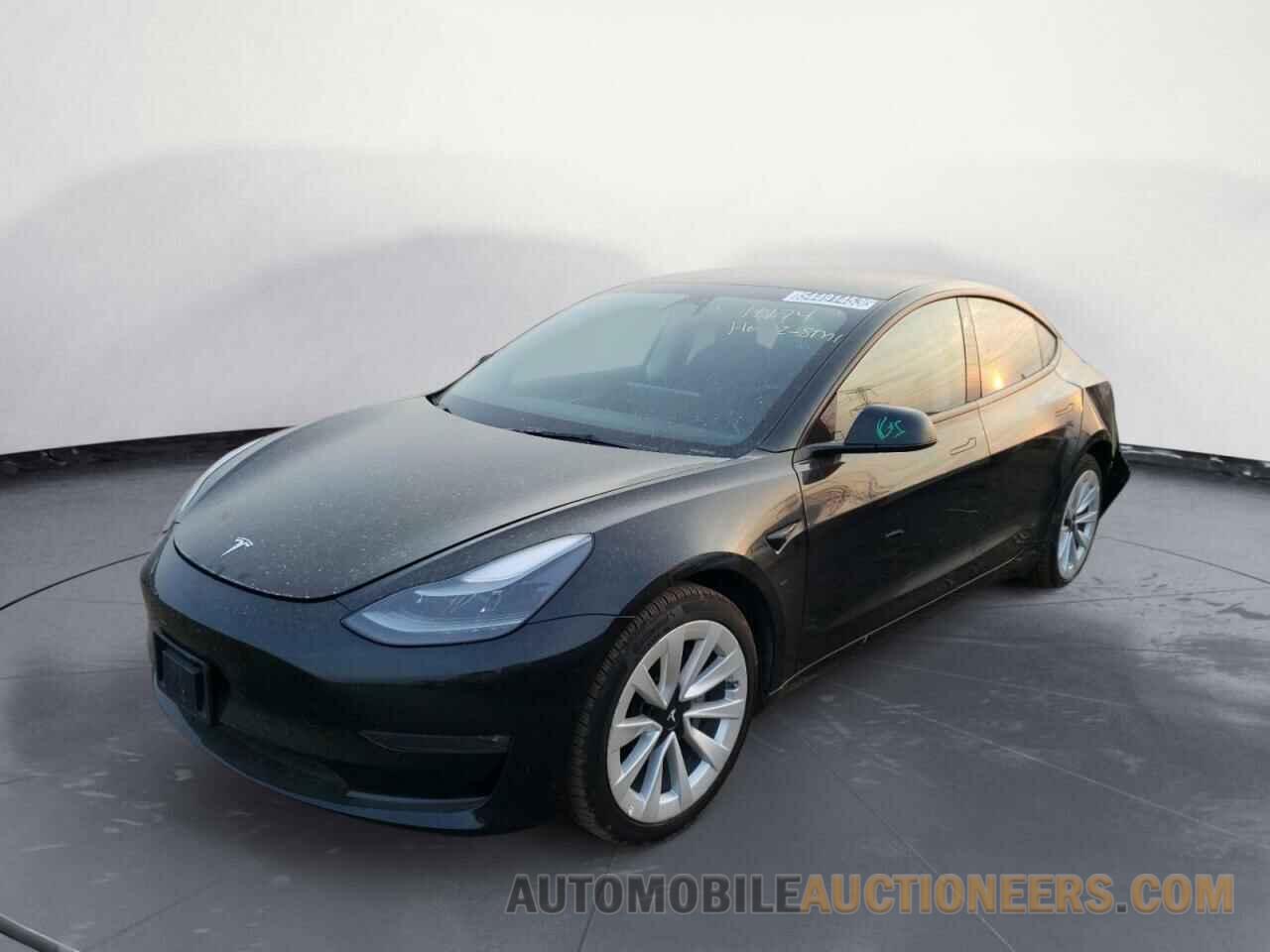 5YJ3E1EB8NF305141 TESLA MODEL 3 2022