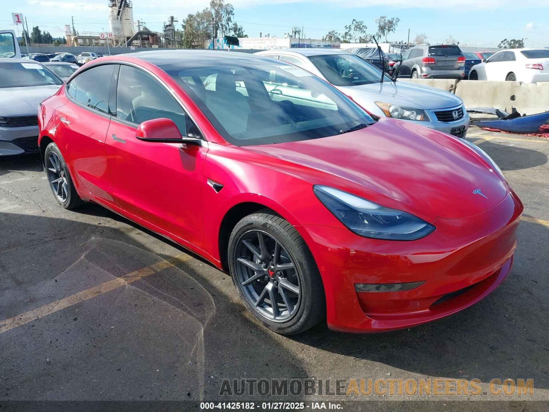 5YJ3E1EB8NF324398 TESLA MODEL 3 2022