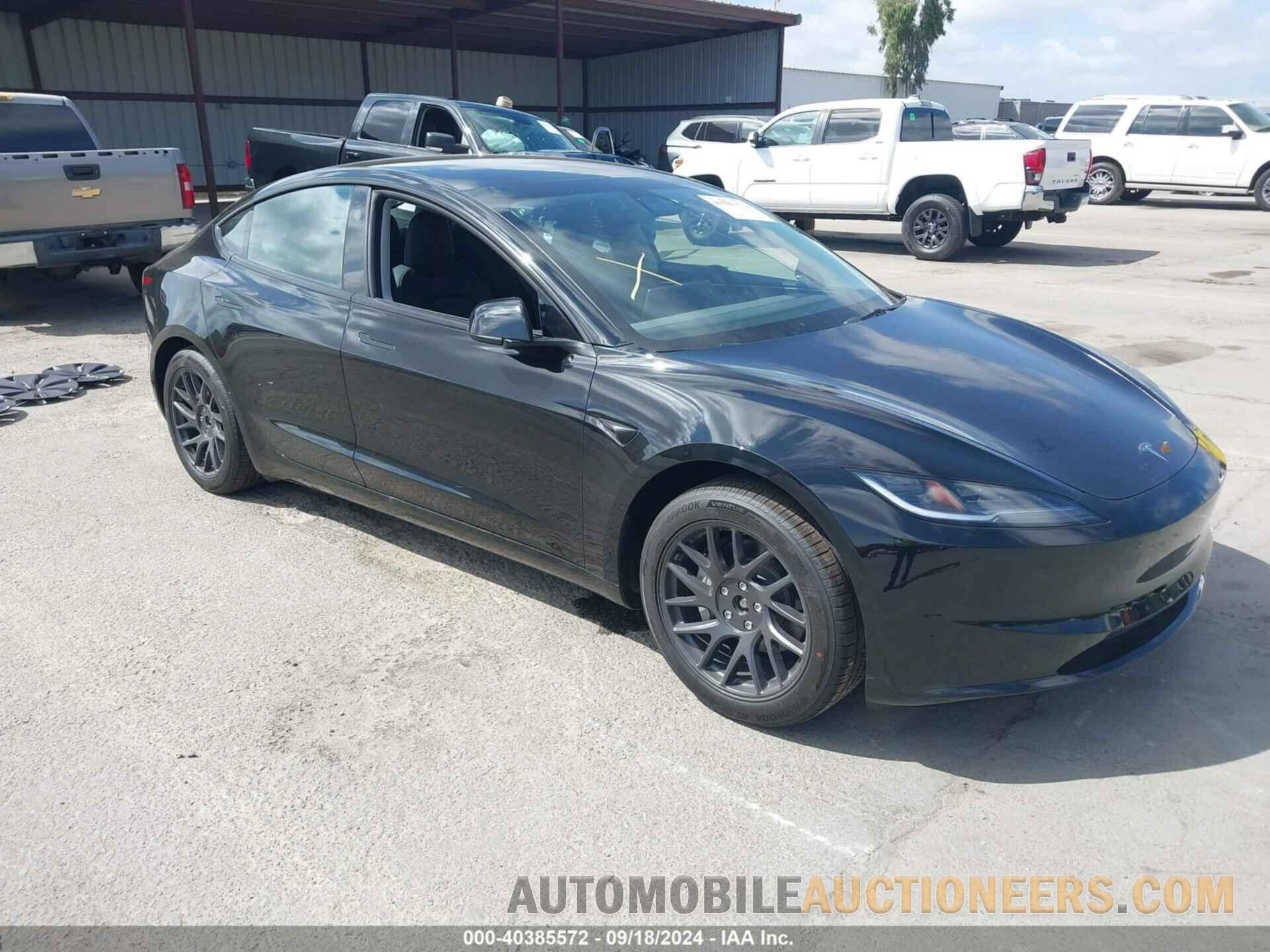 5YJ3E1EB8RF793593 TESLA MODEL 3 2024