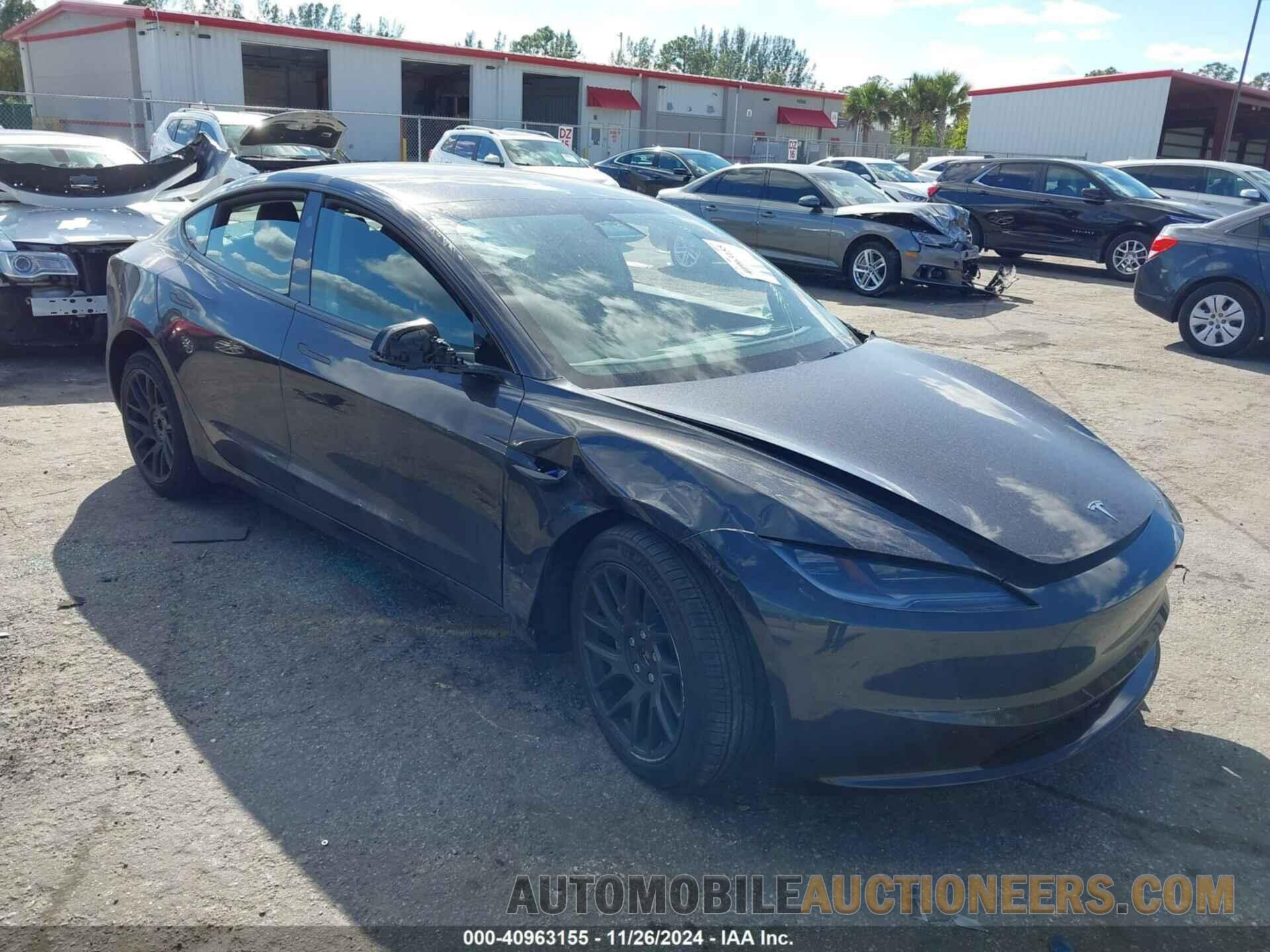 5YJ3E1EB8RF816368 TESLA MODEL 3 2024