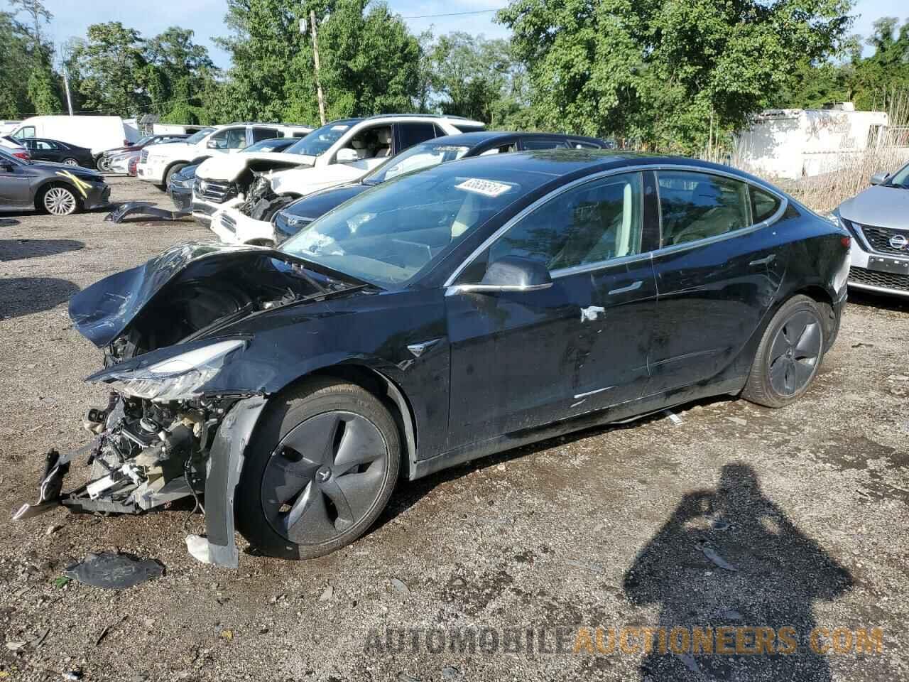 5YJ3E1EB9JF068489 TESLA MODEL 3 2018